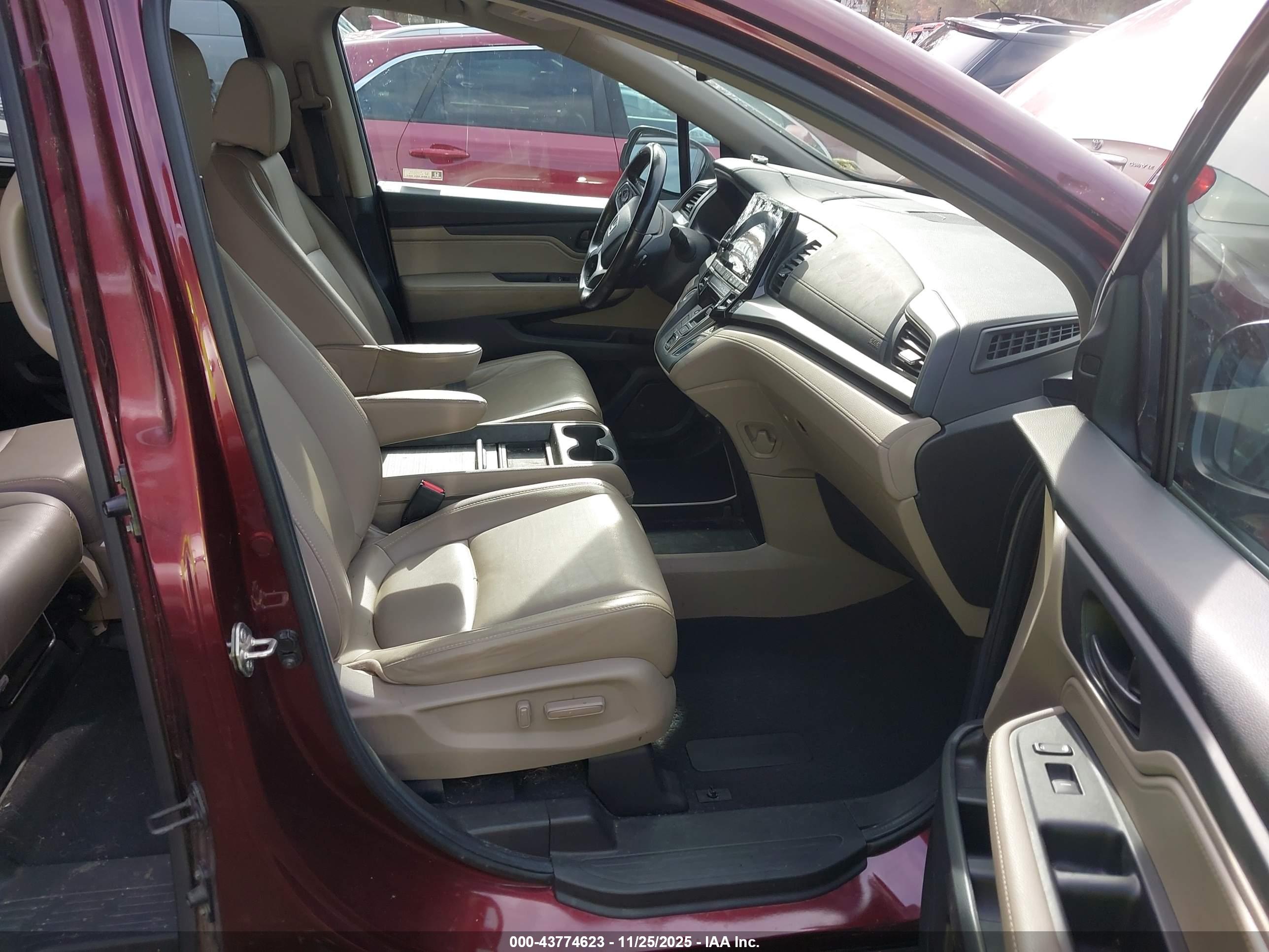 HONDA ODYSSEY image 5