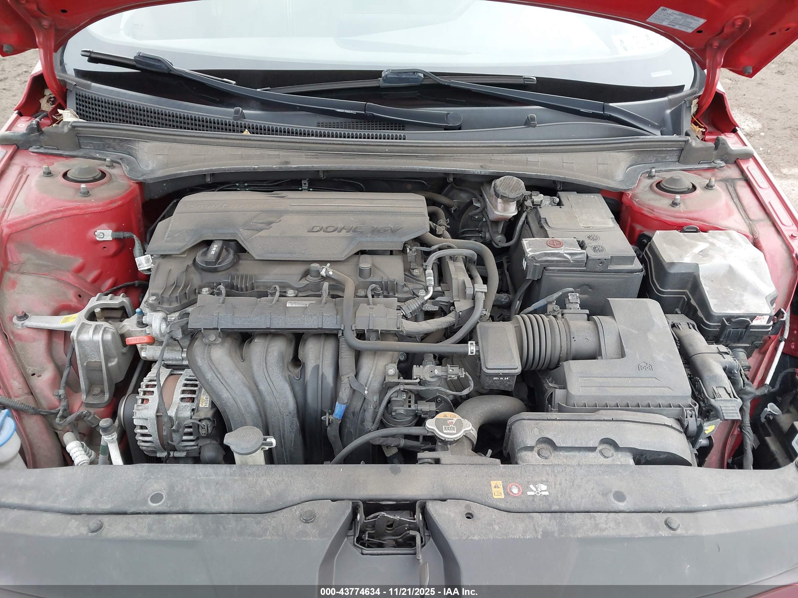 HYUNDAI ELANTRA image 10