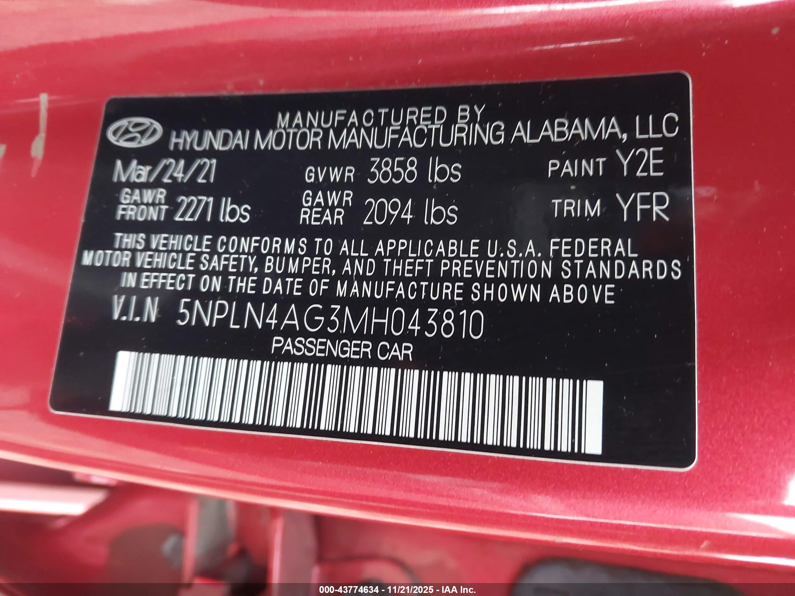 HYUNDAI ELANTRA image 9
