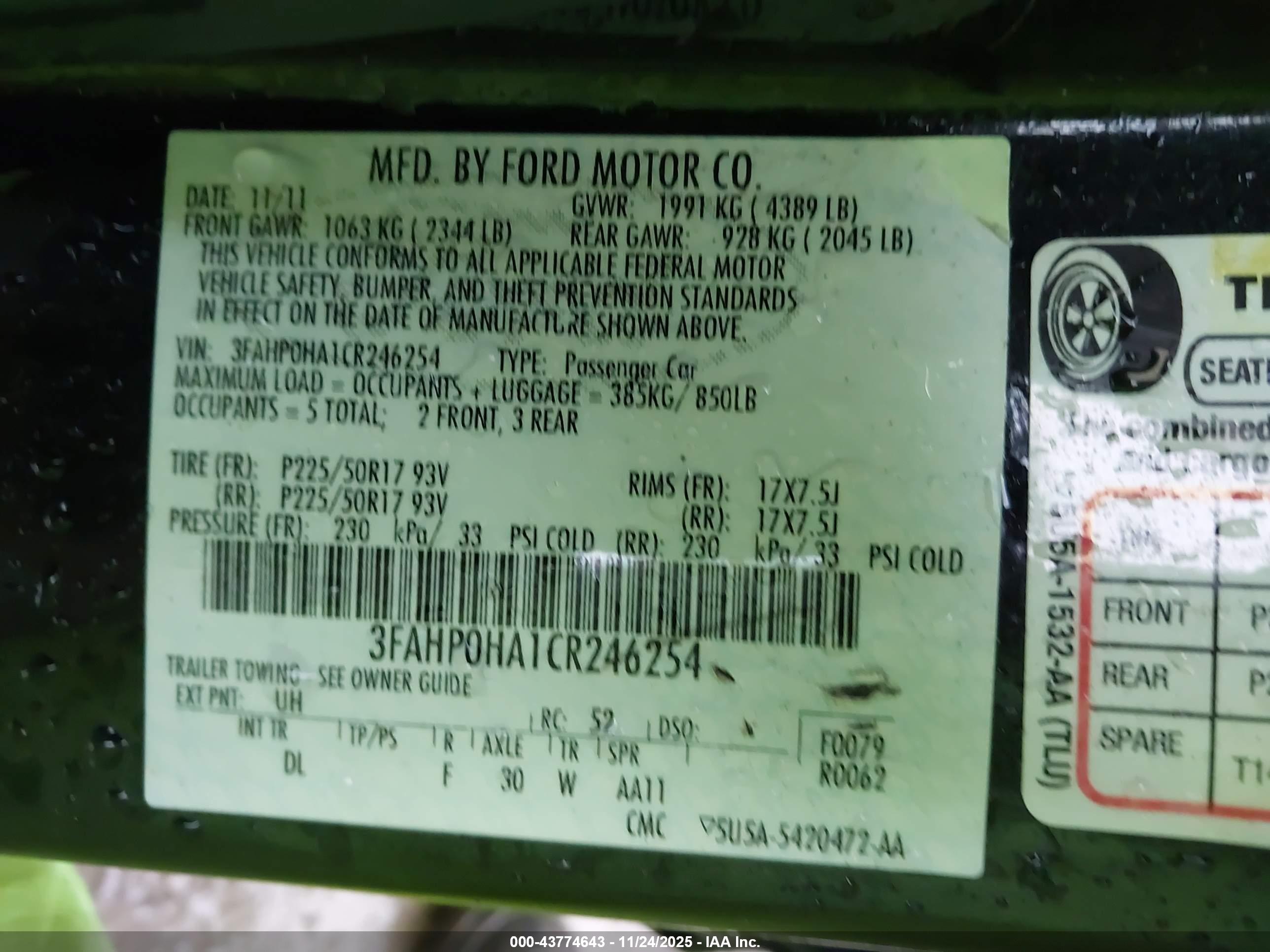 FORD FUSION image 9