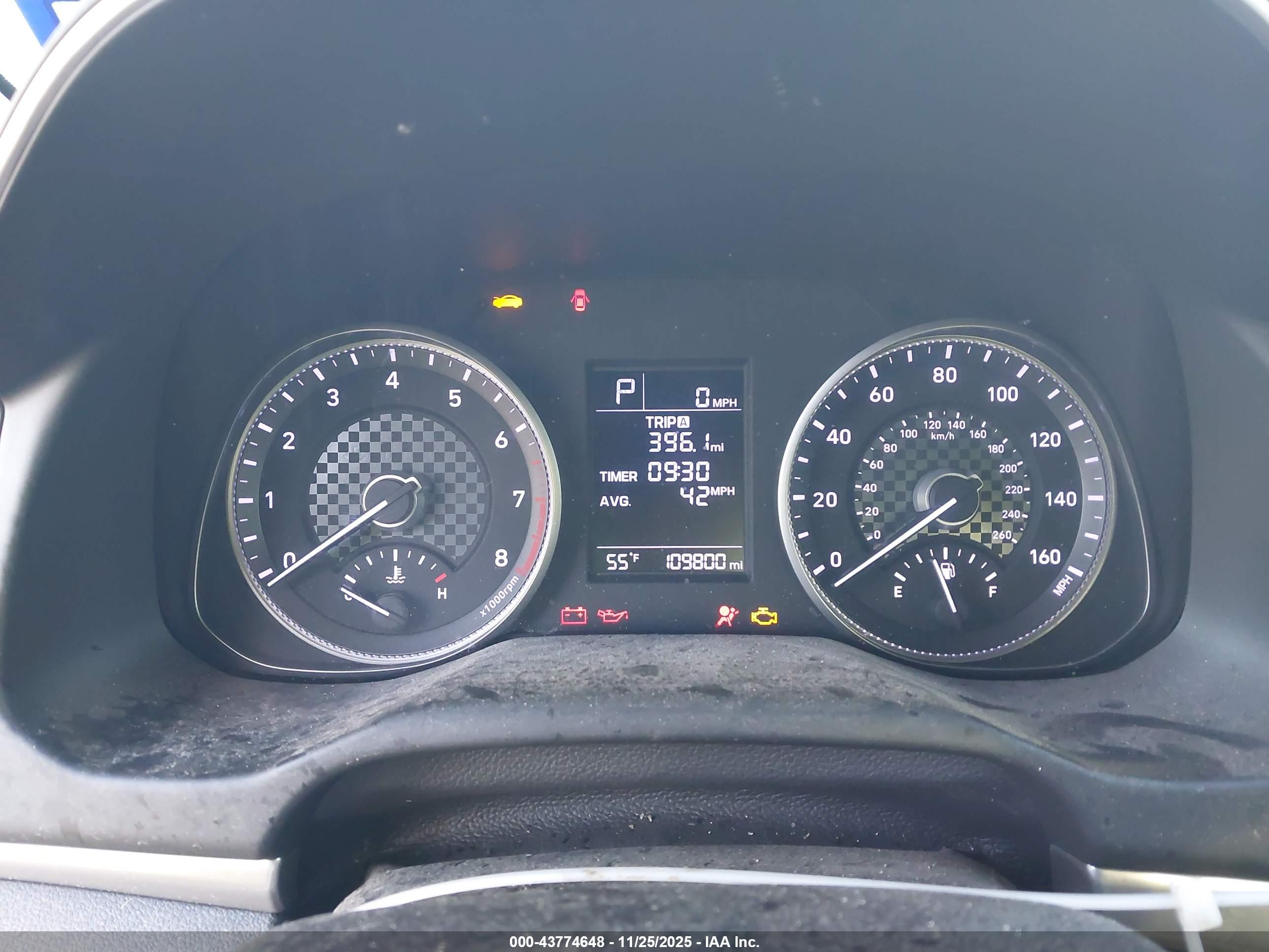 HYUNDAI ELANTRA image 7