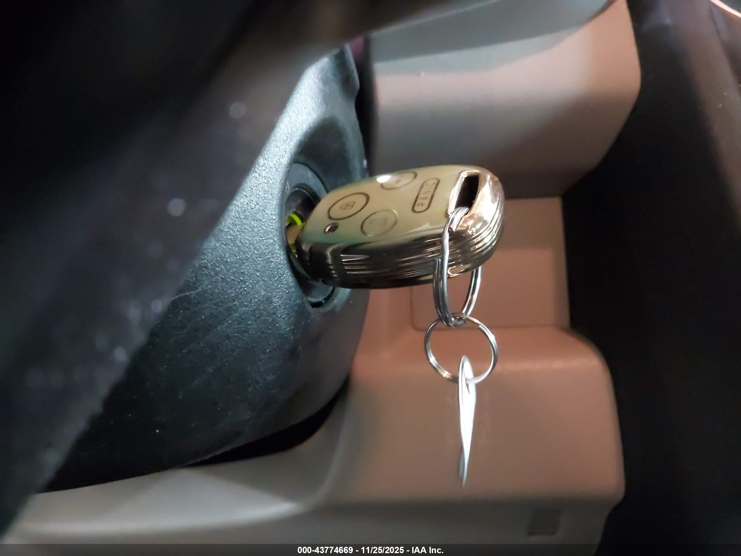 HONDA PILOT image 11