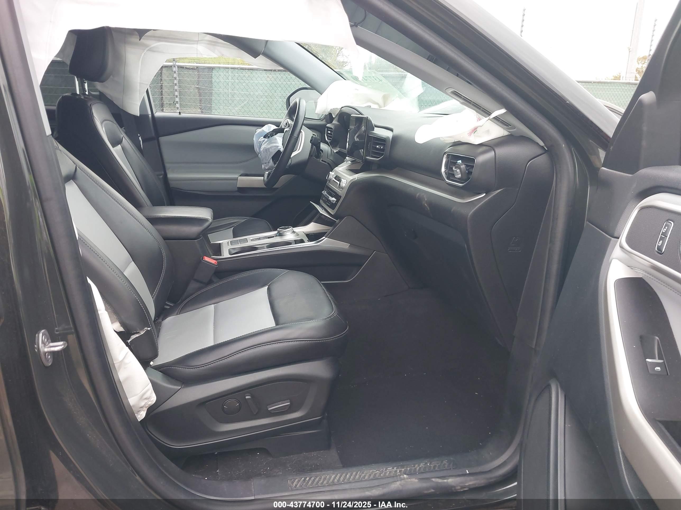 FORD EXPLORER image 5