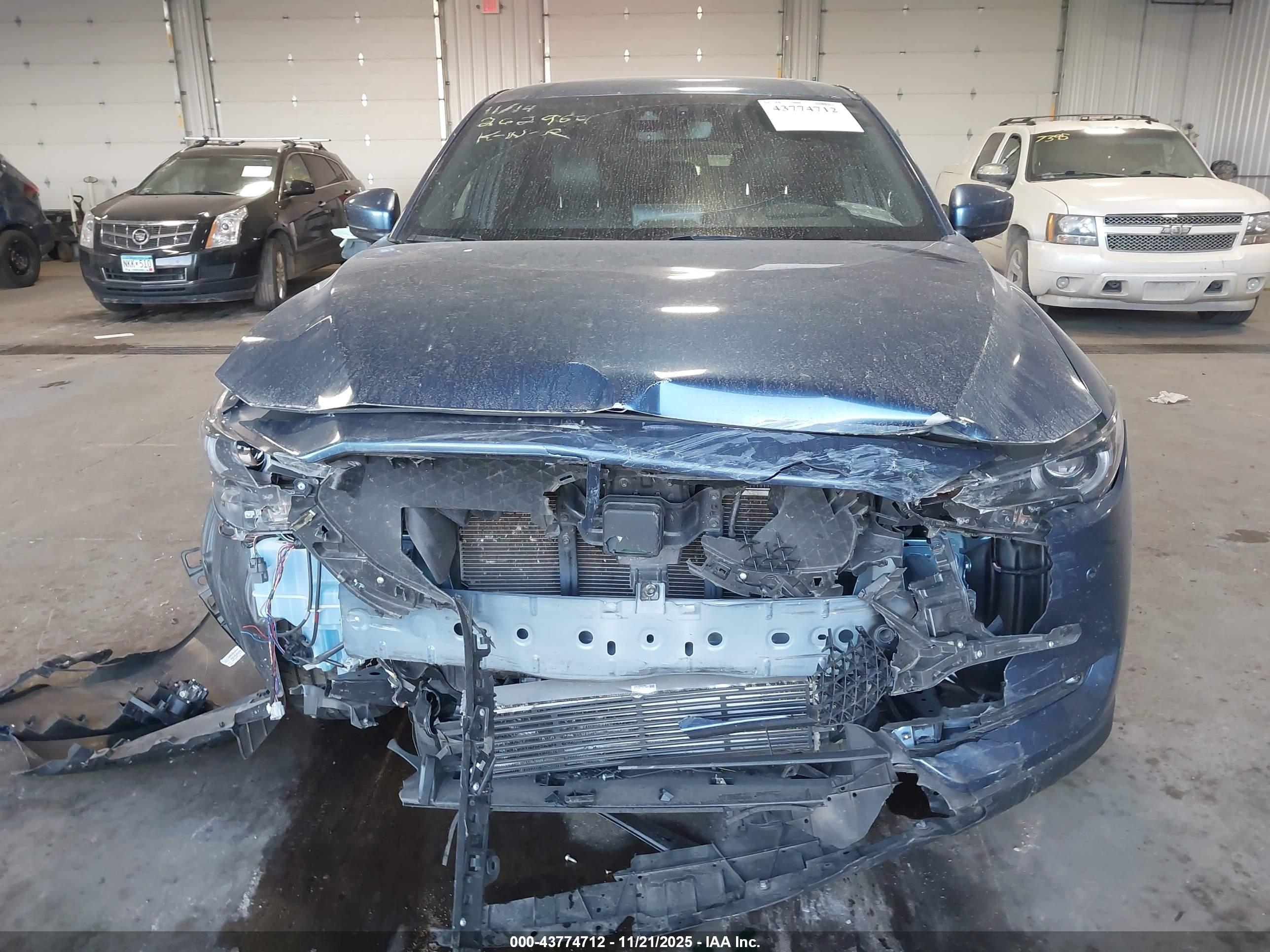 MAZDA CX-5 image 6