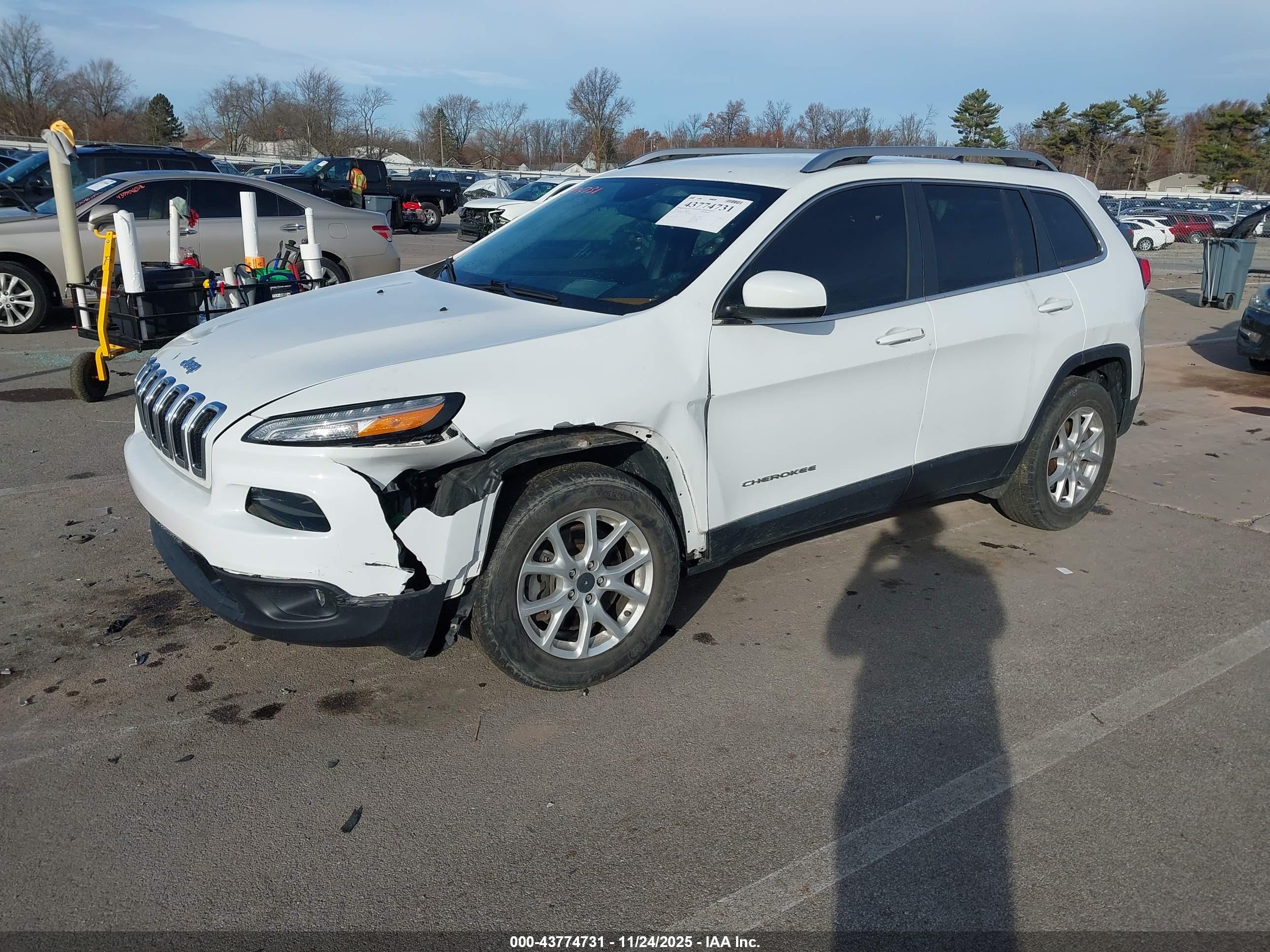 JEEP CHEROKEE image 2