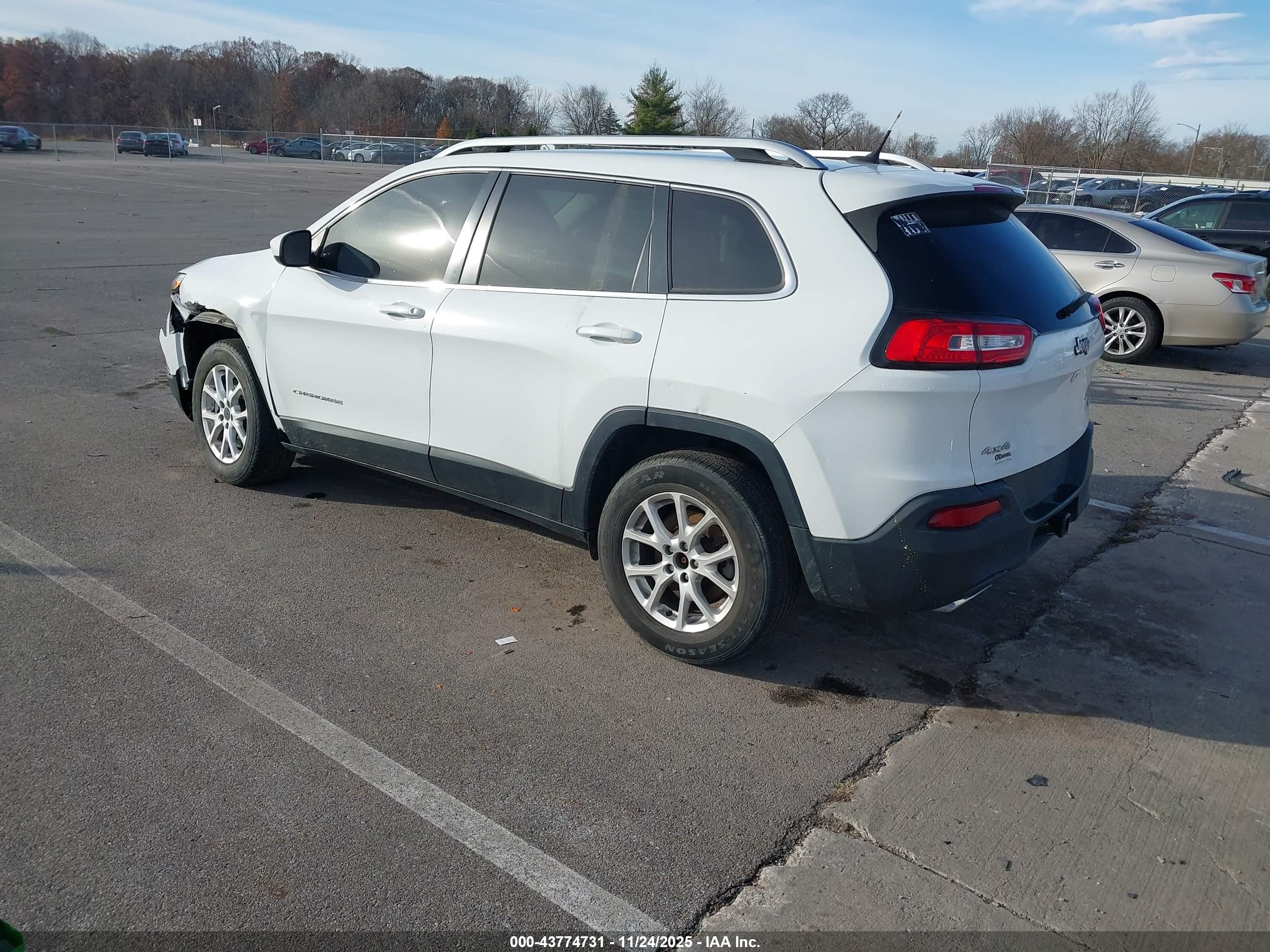 JEEP CHEROKEE image 3