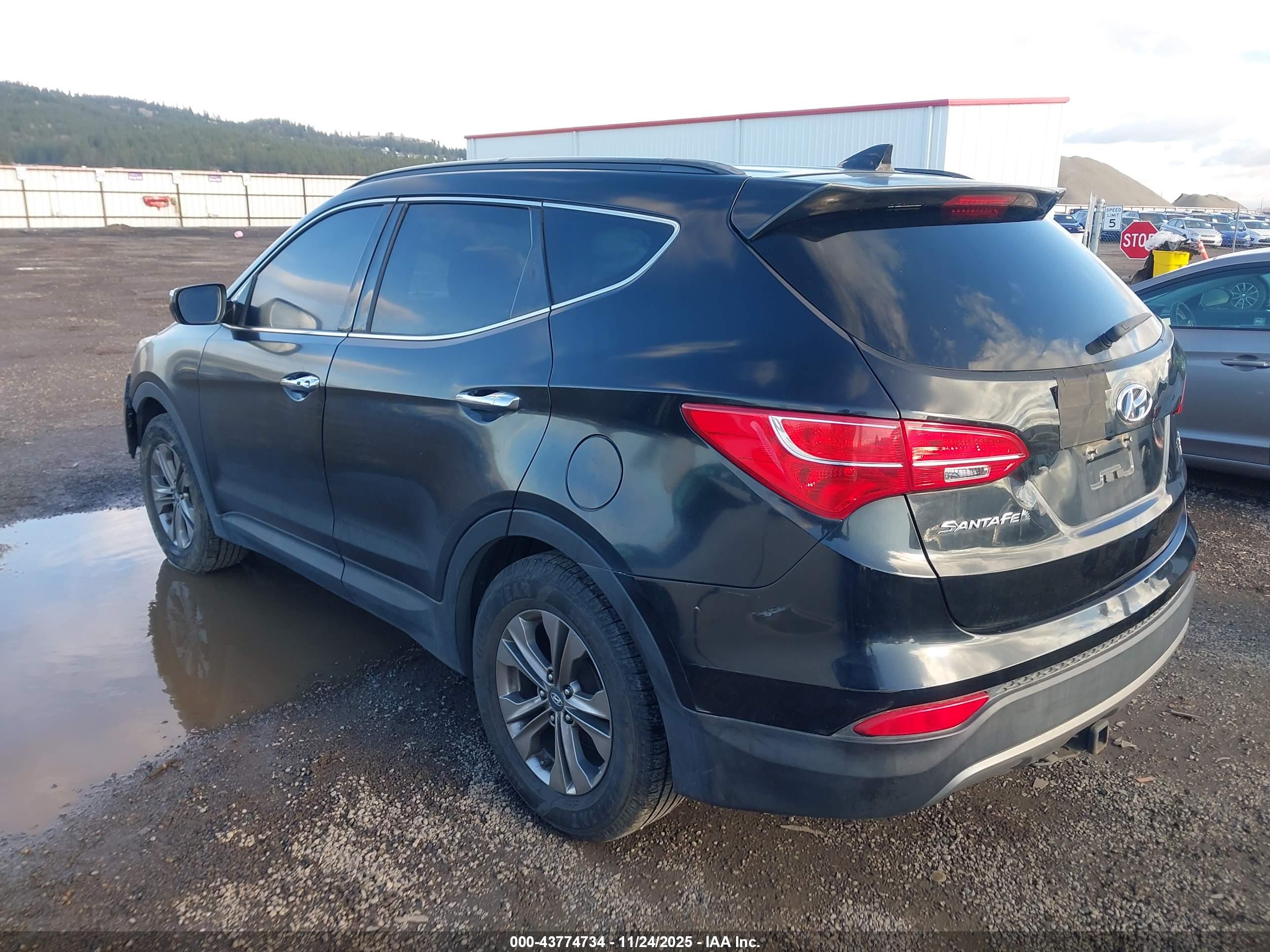 HYUNDAI SANTA image 3
