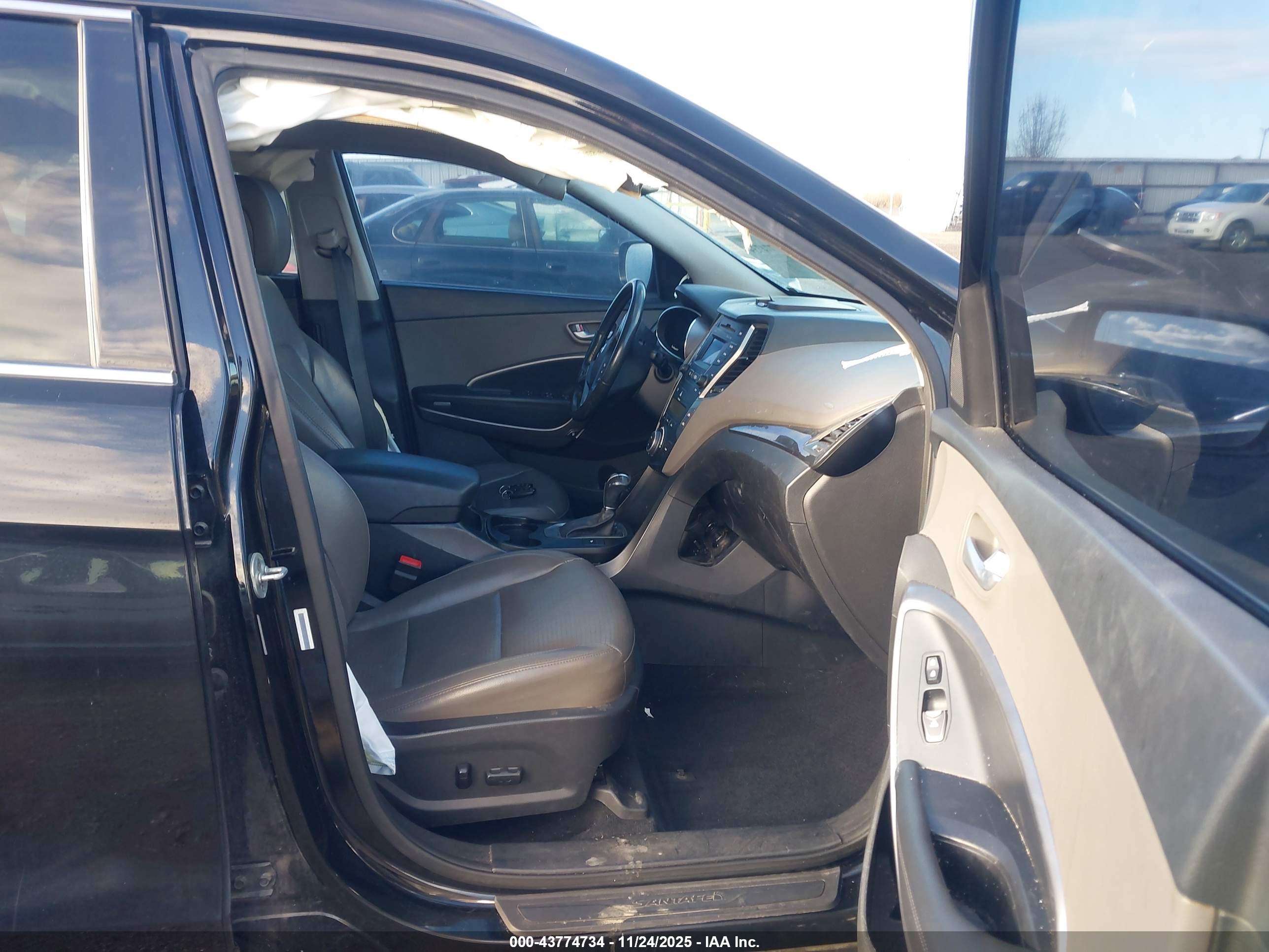 HYUNDAI SANTA image 5