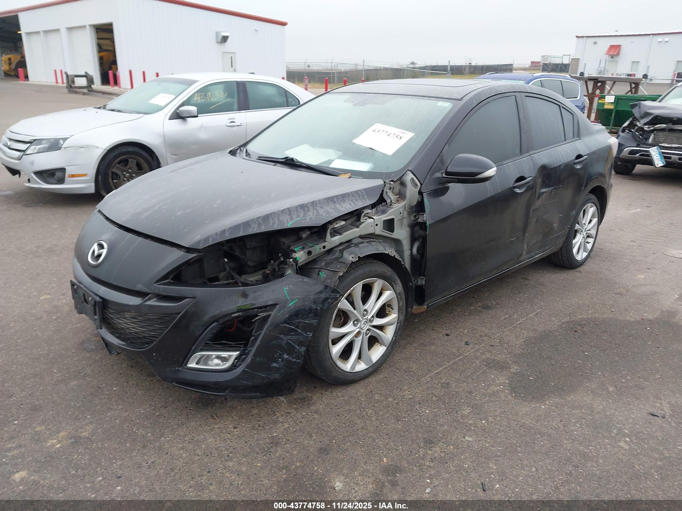 MAZDA MAZDA3 image 6