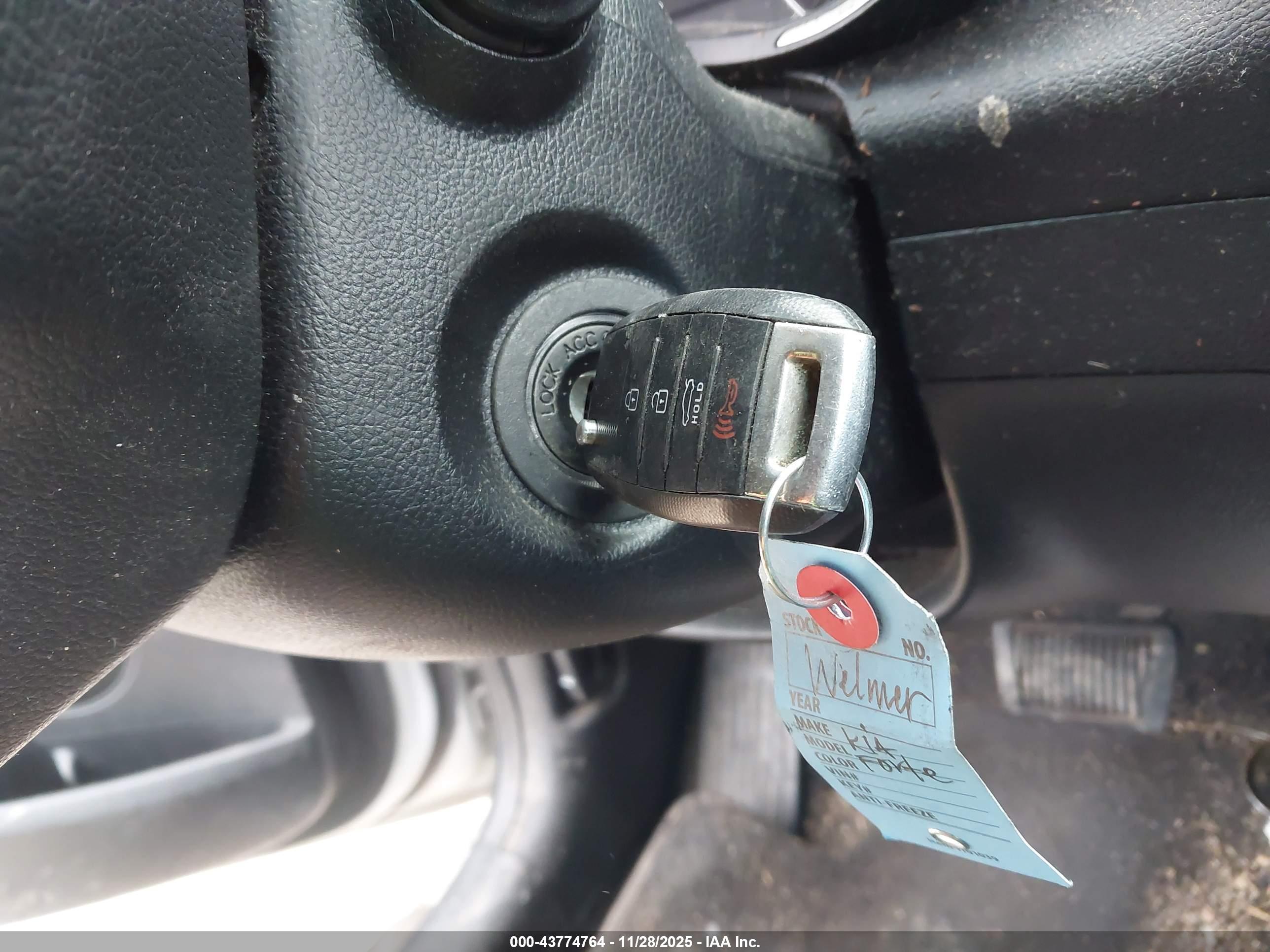 KIA FORTE image 11