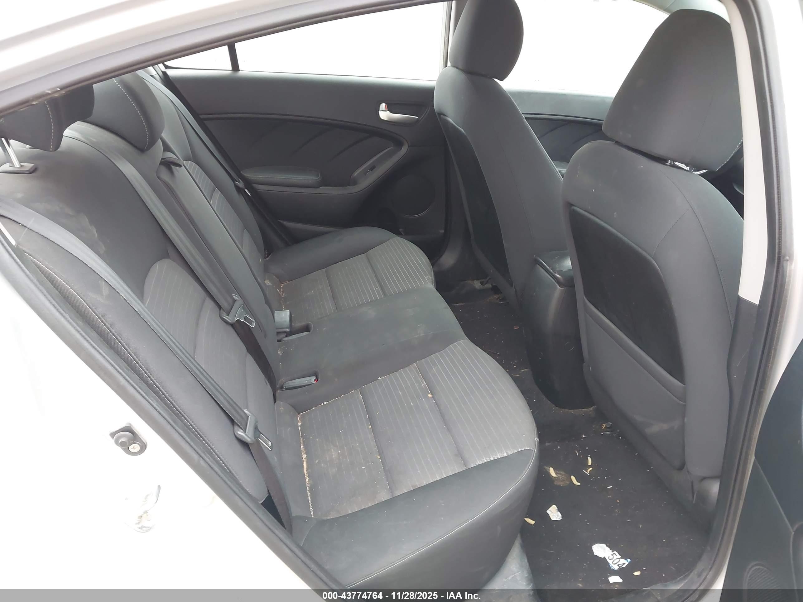 KIA FORTE image 8
