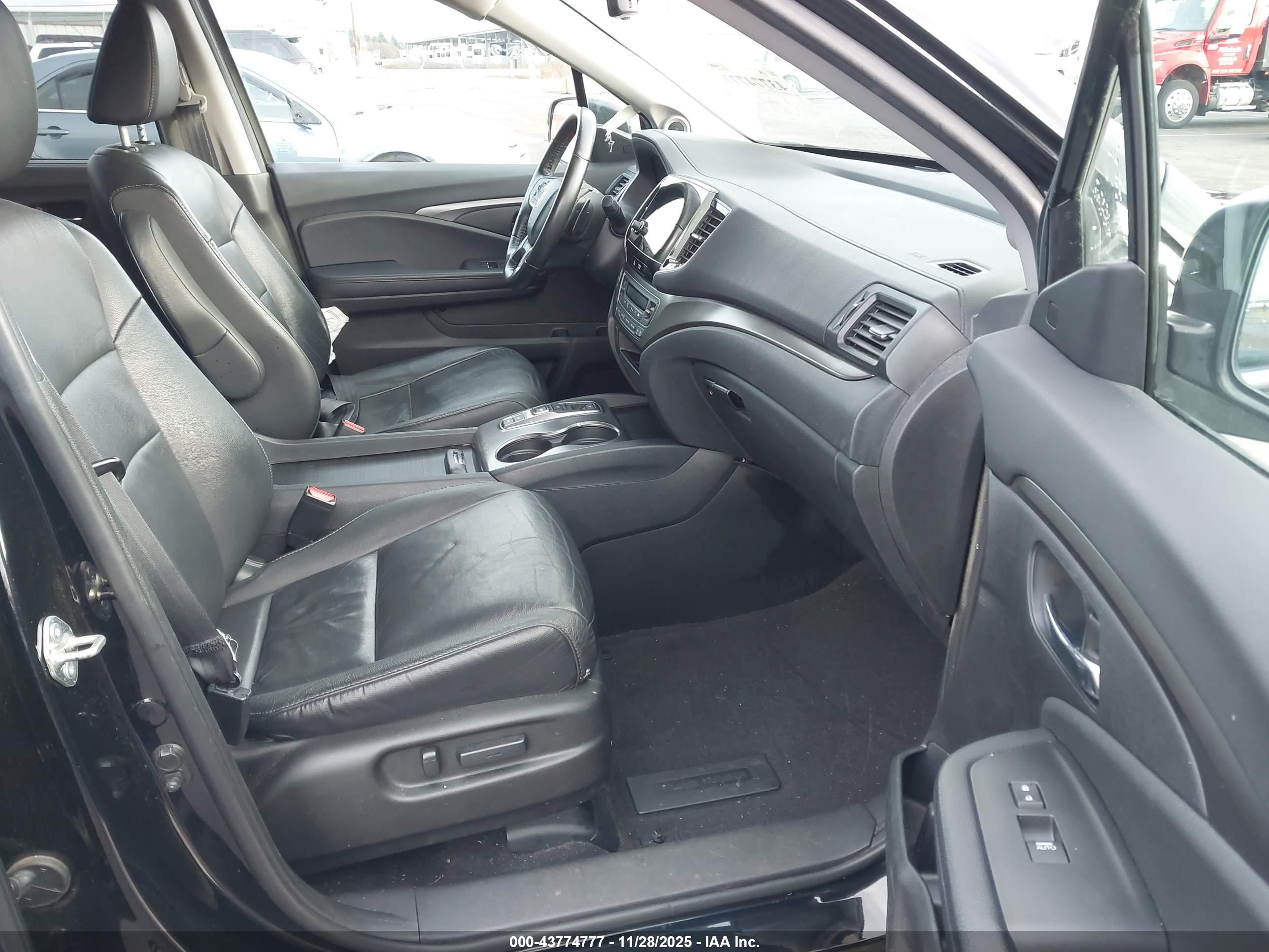 HONDA PILOT image 5