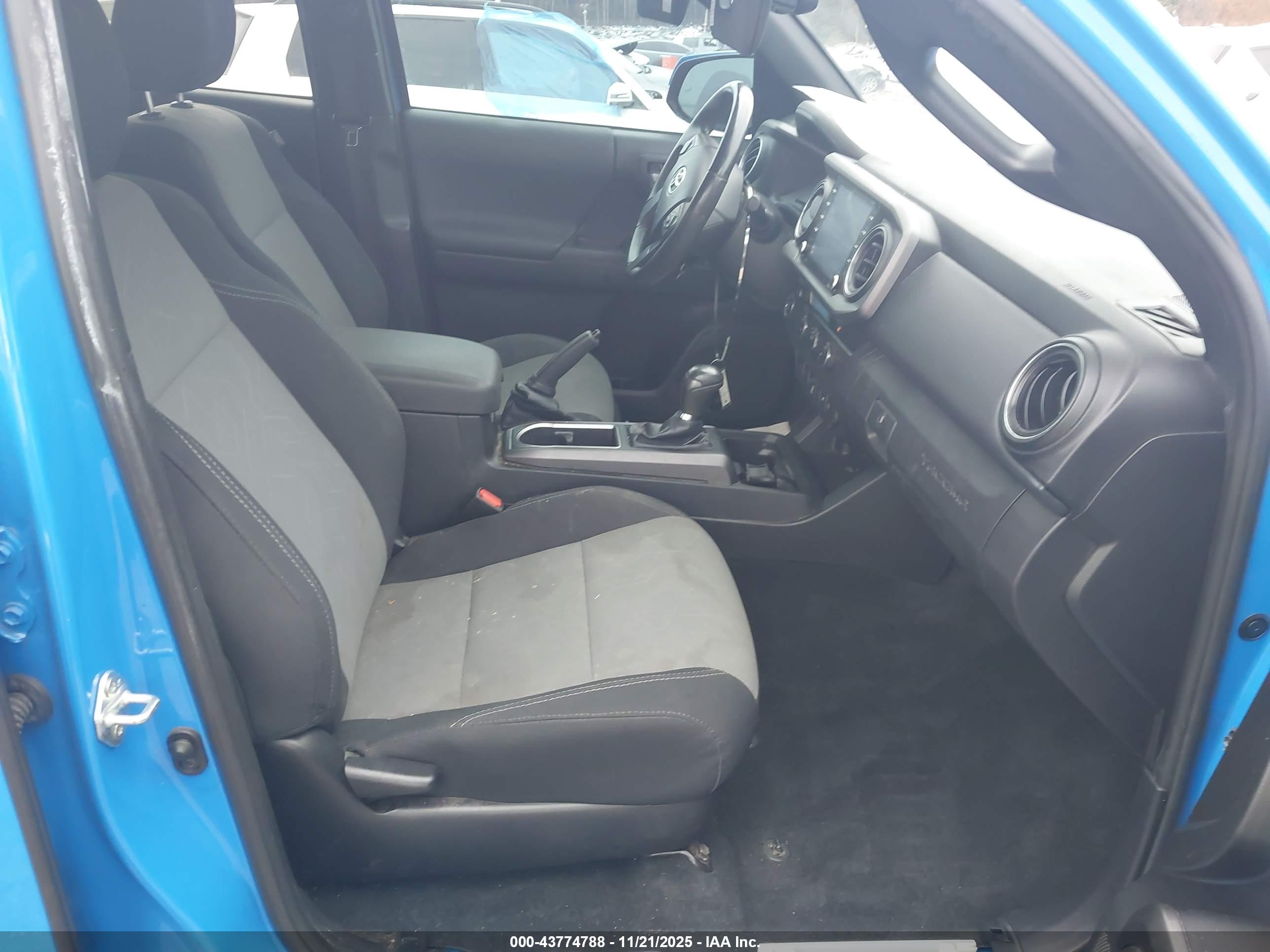 TOYOTA TACOMA image 5