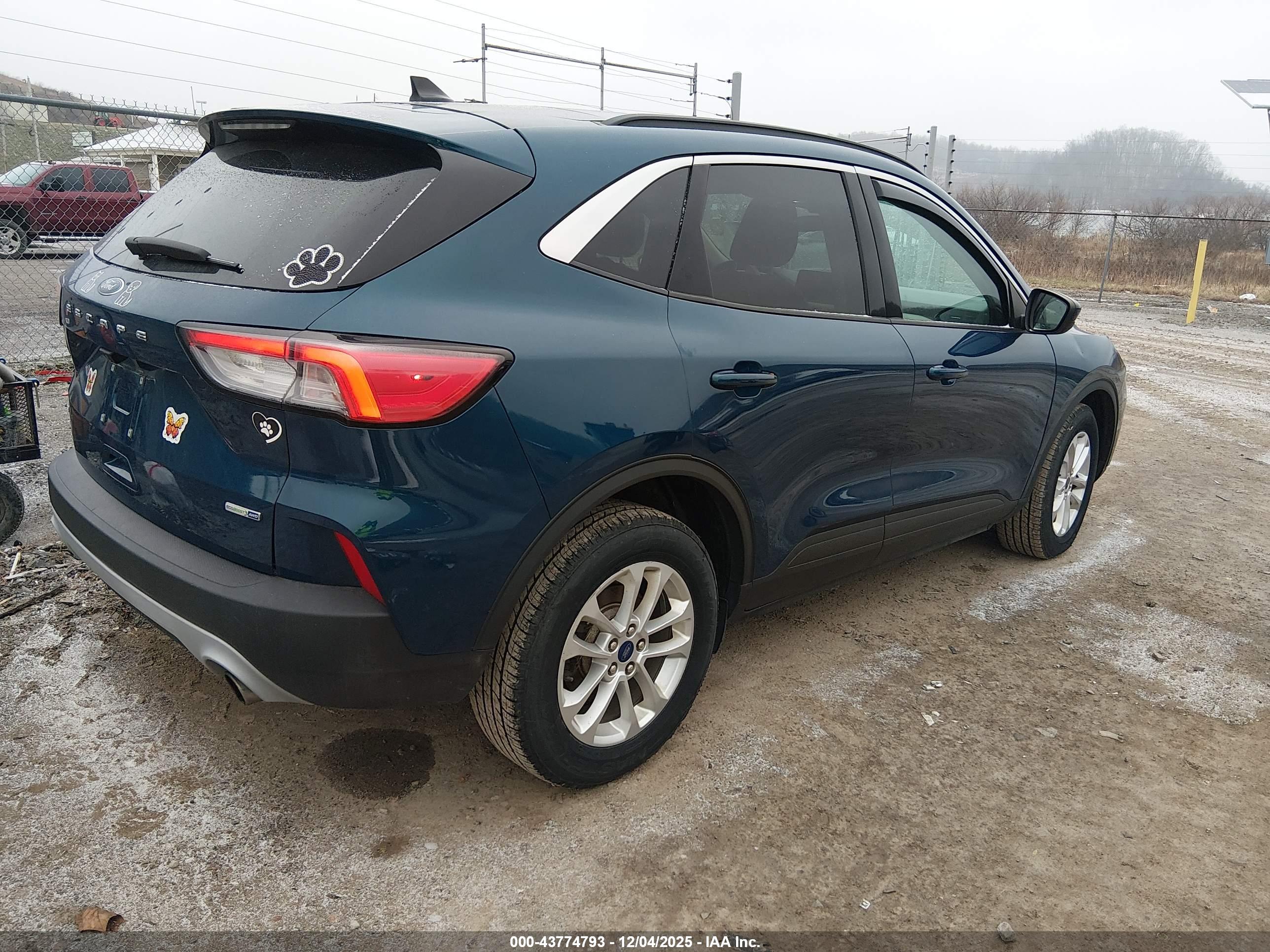 FORD ESCAPE image 4