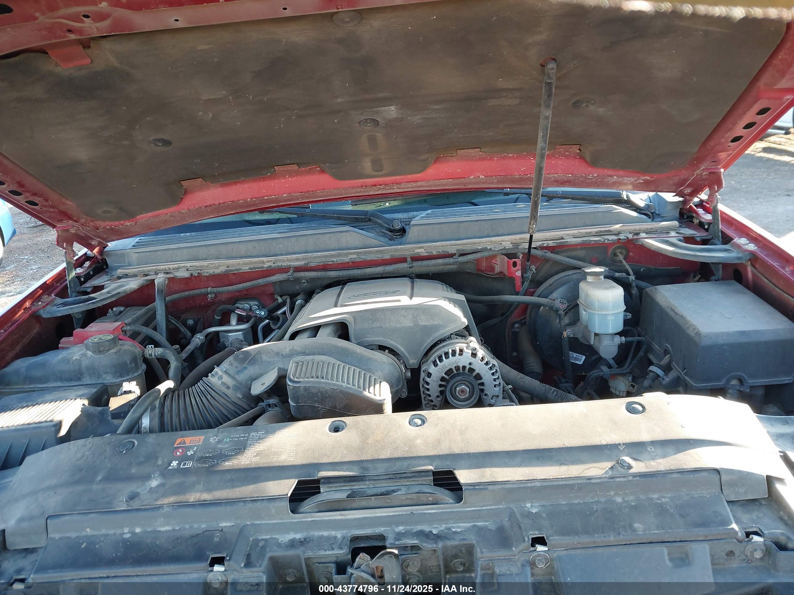 GMC YUKON image 10