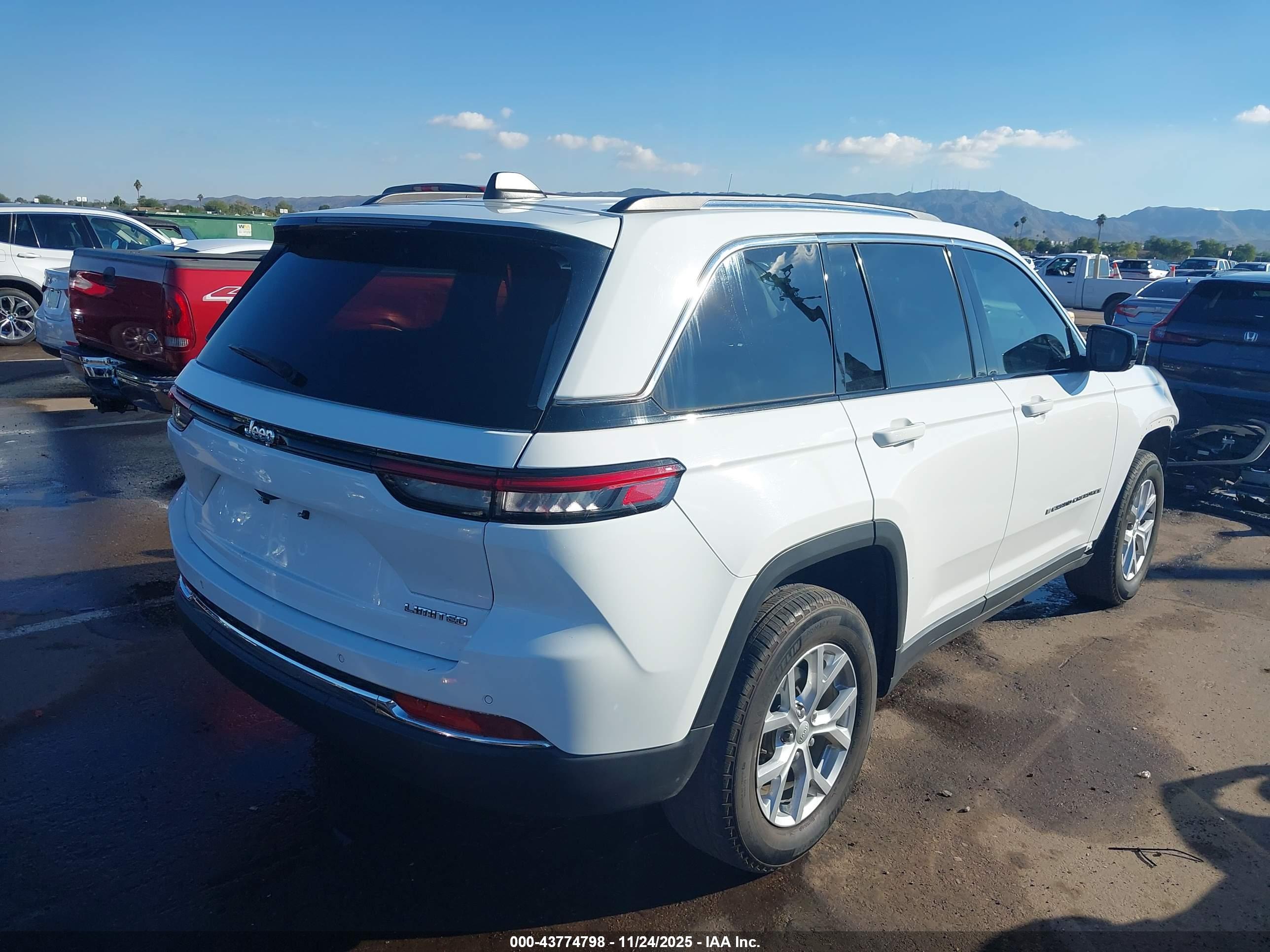JEEP GRAND image 4