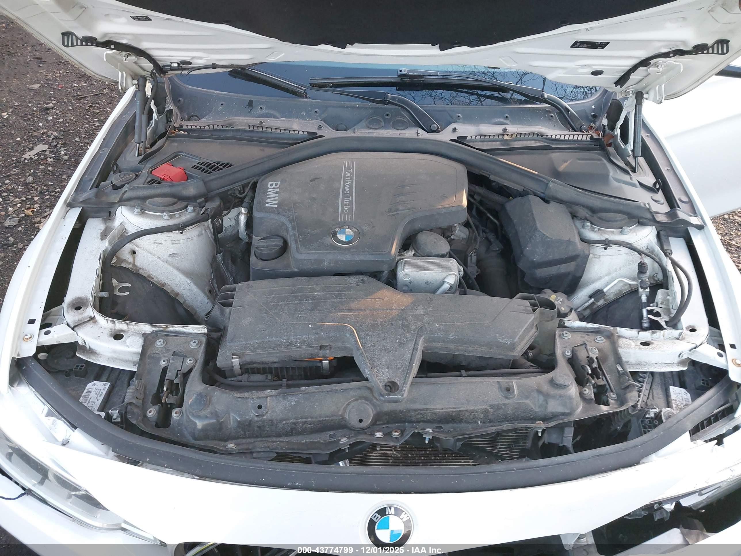BMW 328I image 10
