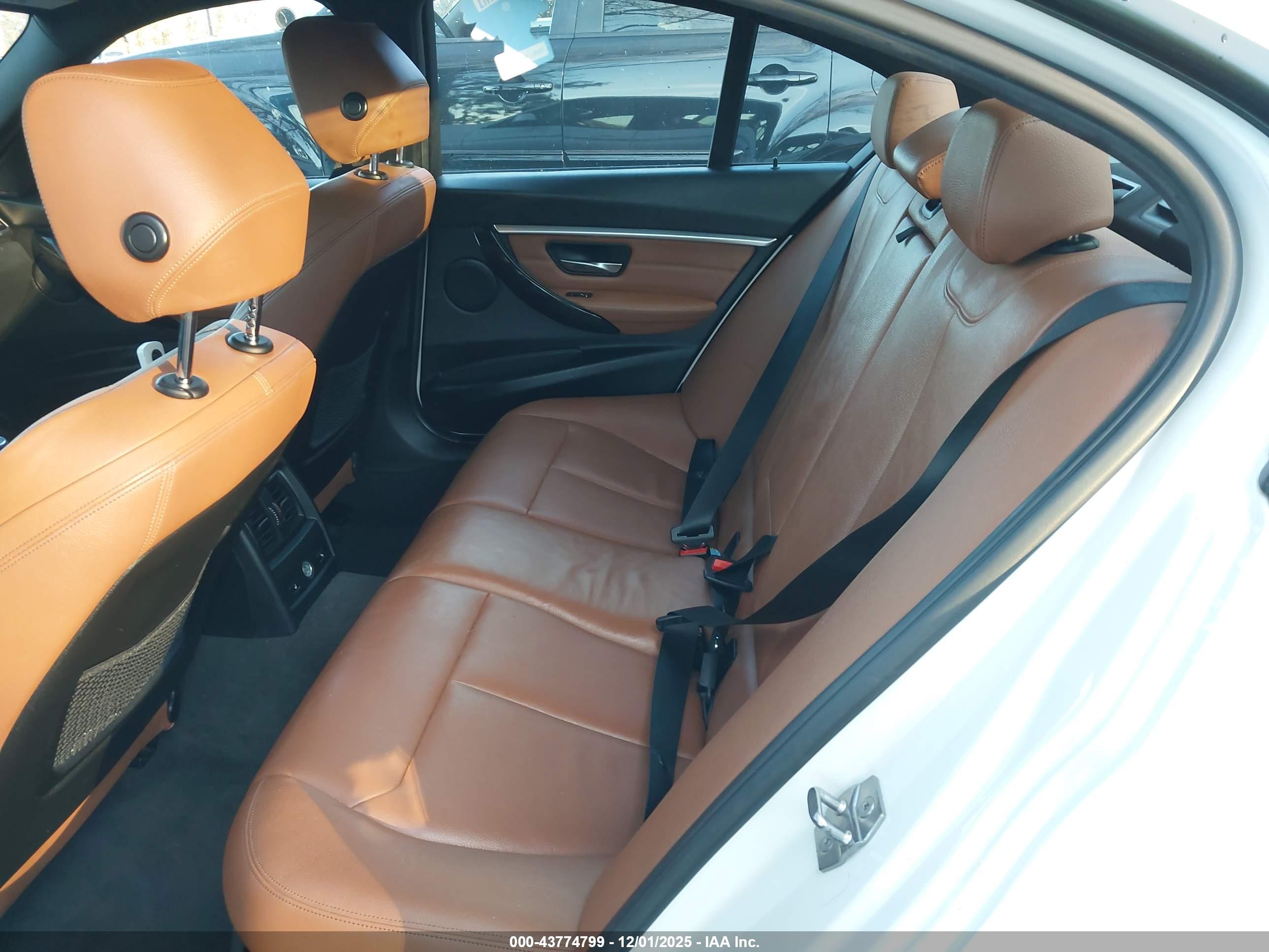BMW 328I image 8