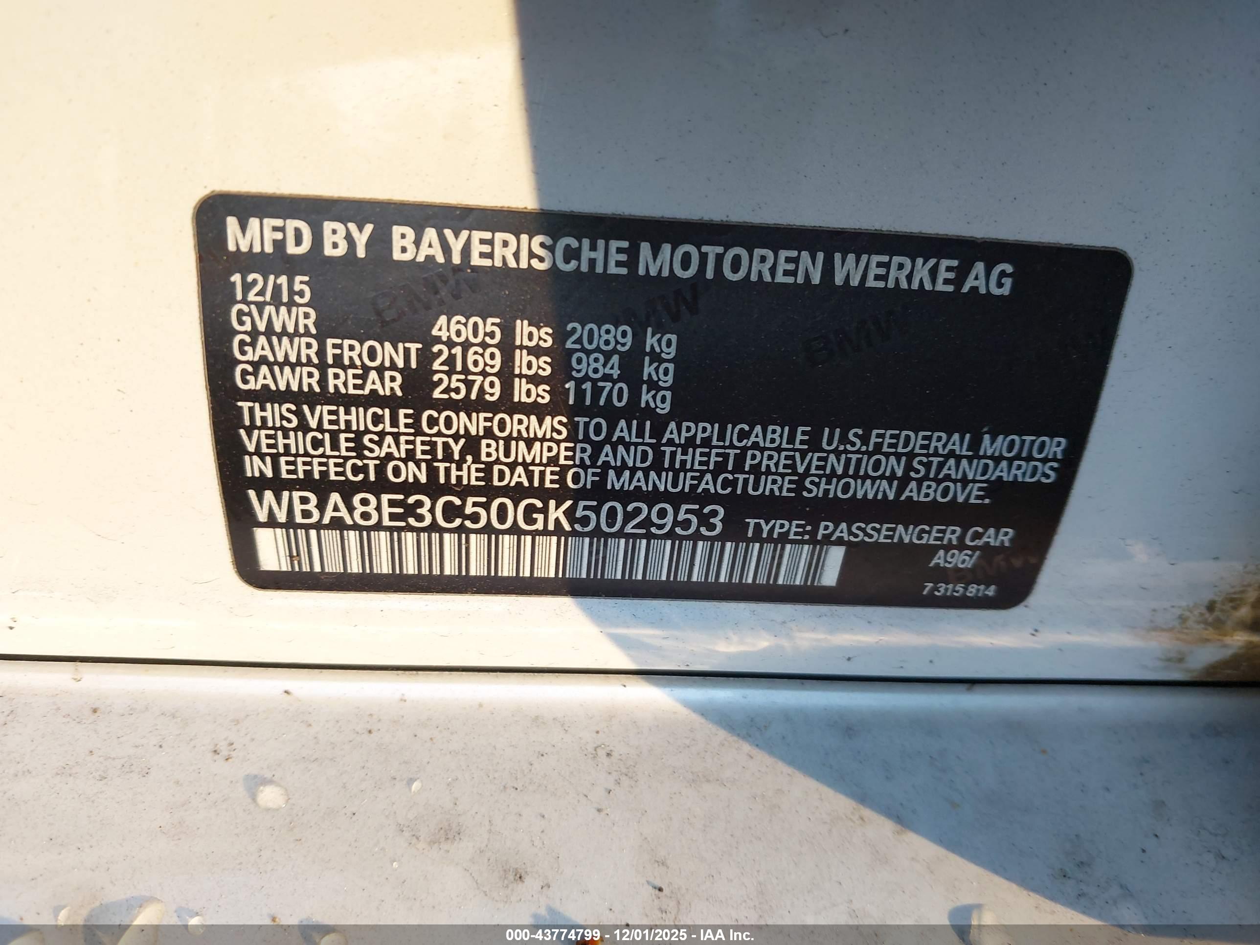 BMW 328I image 9