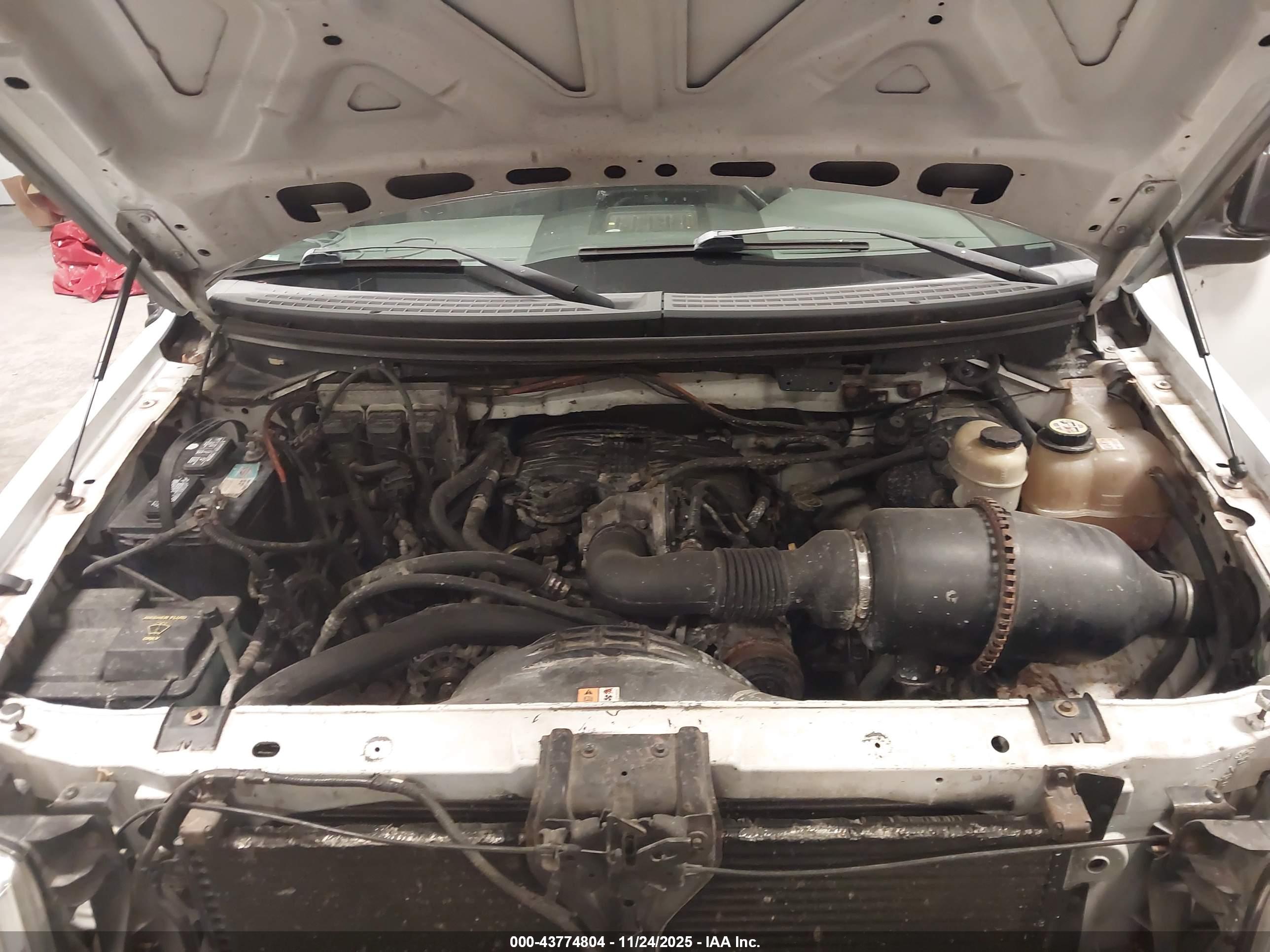 FORD F-150 image 10