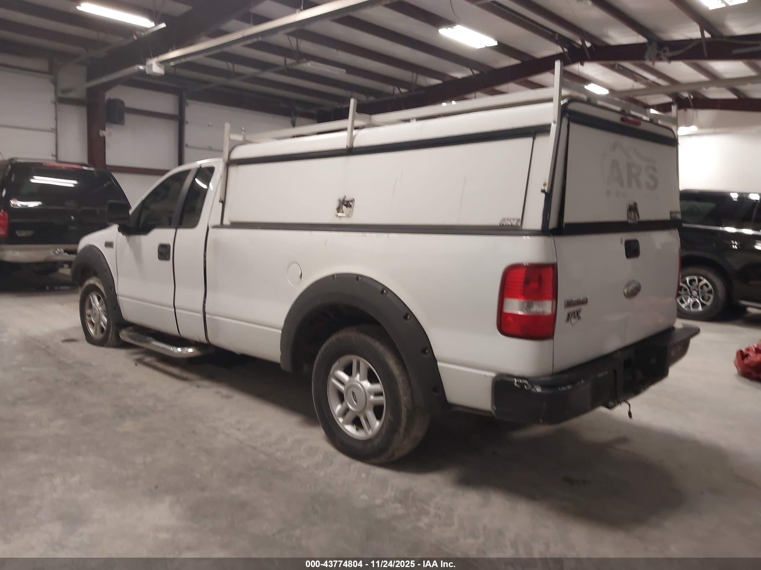 FORD F-150 image 3