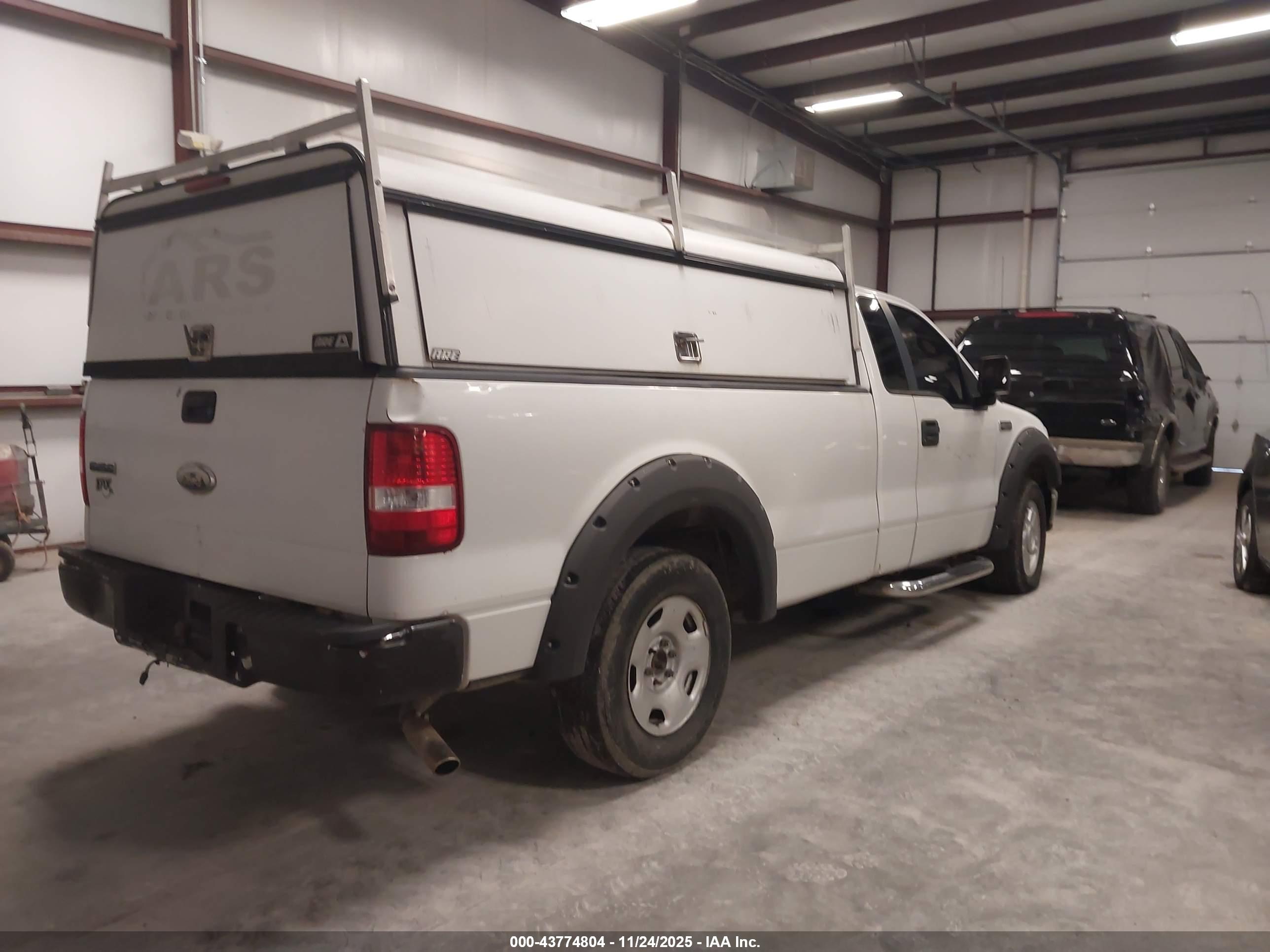 FORD F-150 image 4