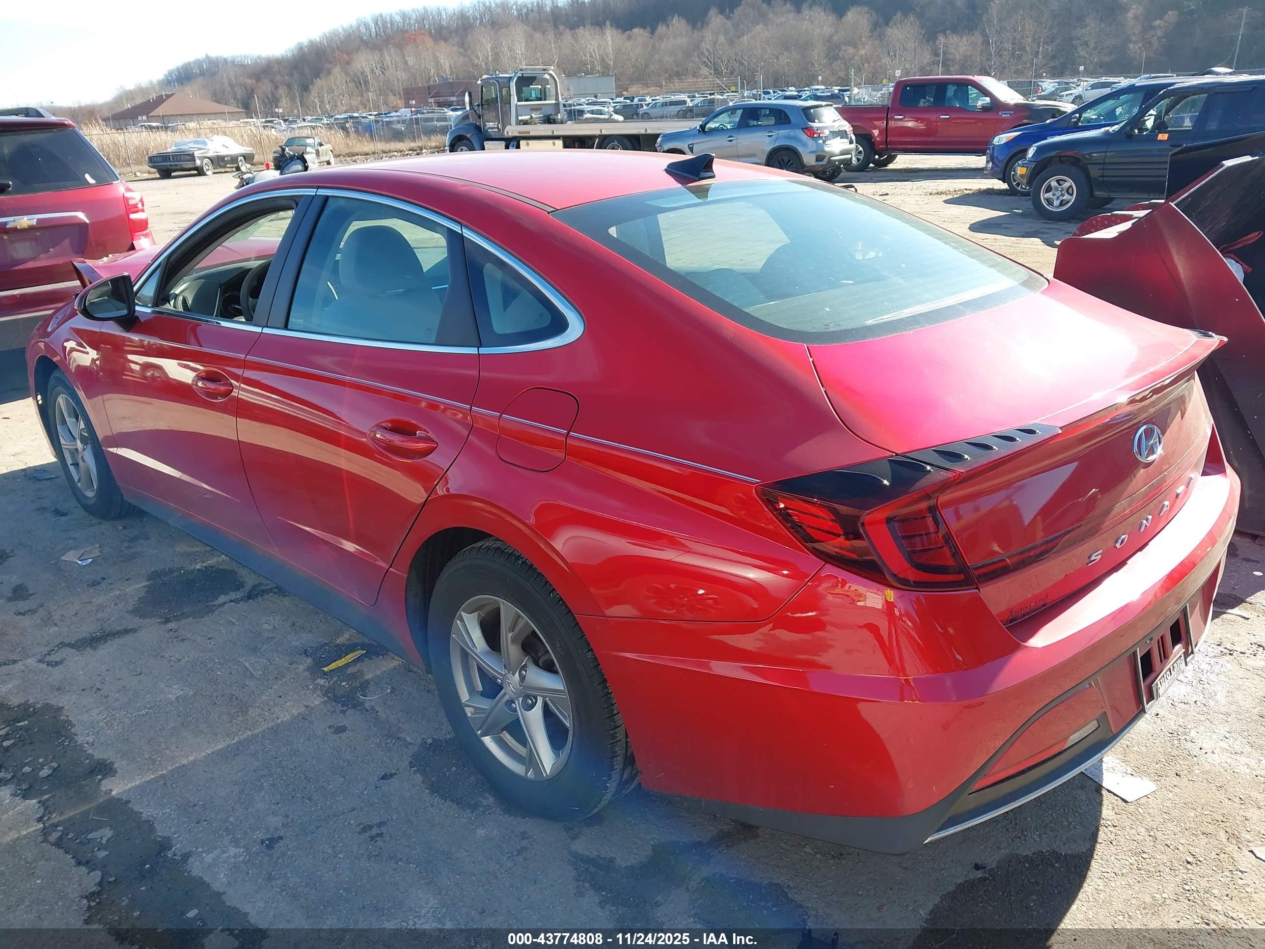 HYUNDAI SONATA image 3