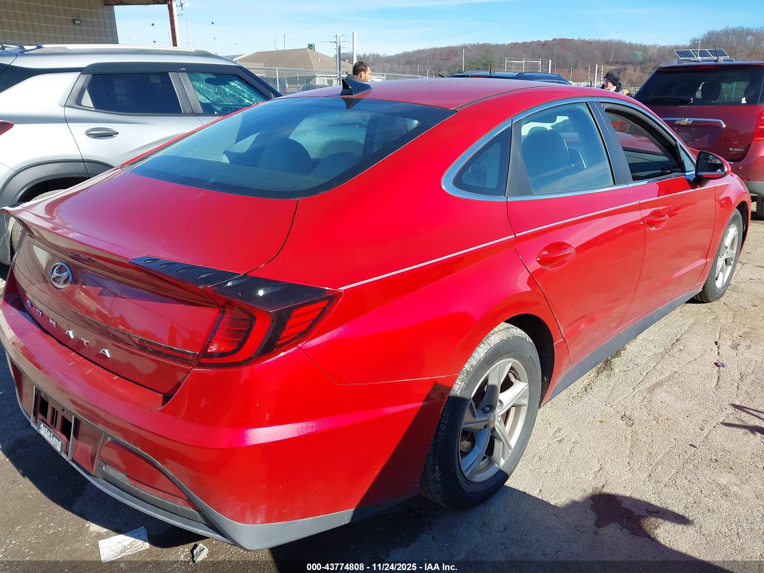 HYUNDAI SONATA image 4