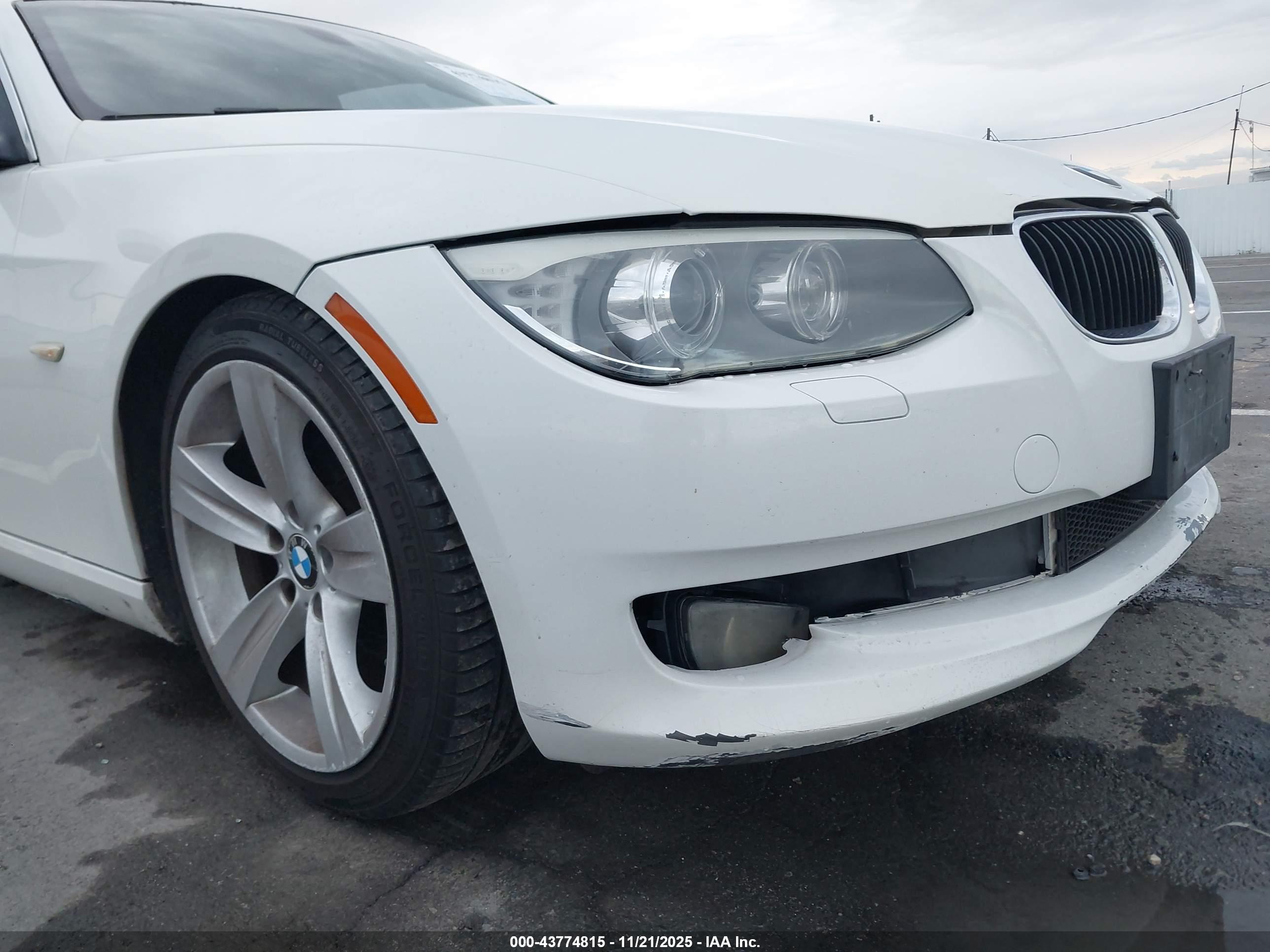 BMW 328I image 6