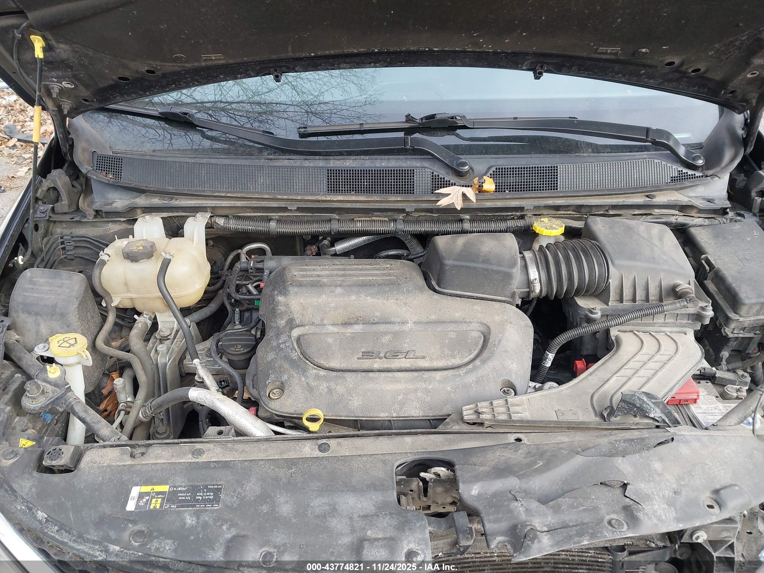CHRYSLER PACIFICA image 10