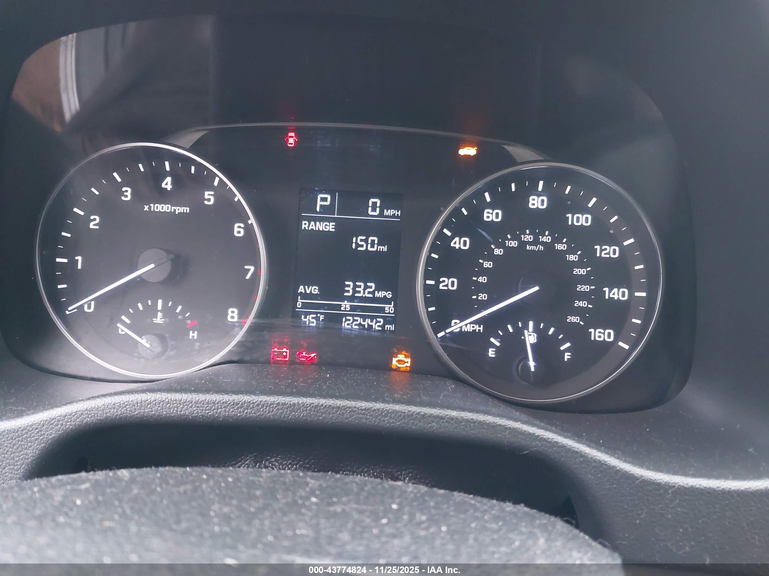 HYUNDAI ELANTRA image 7