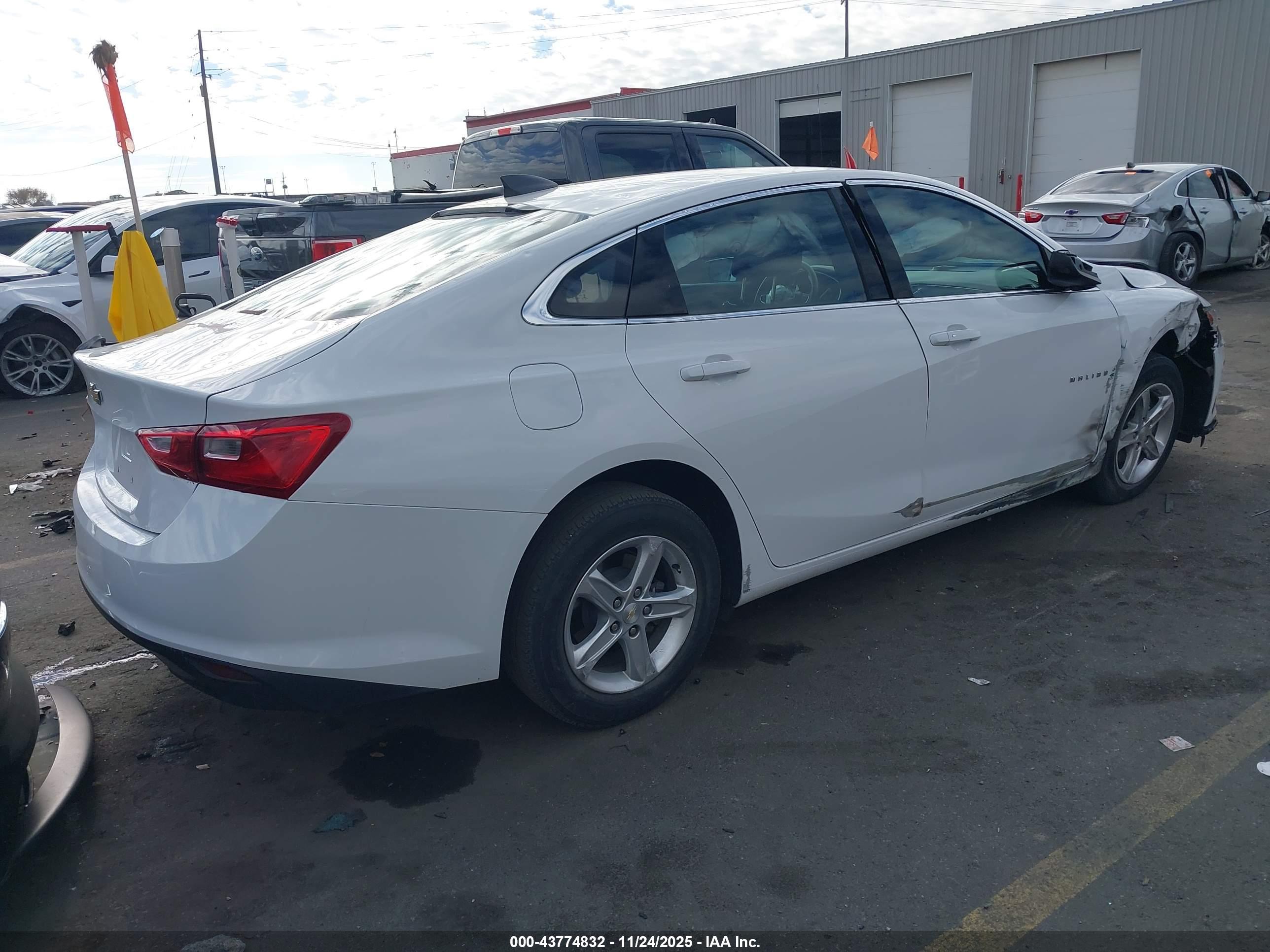 CHEVROLET MALIBU image 4