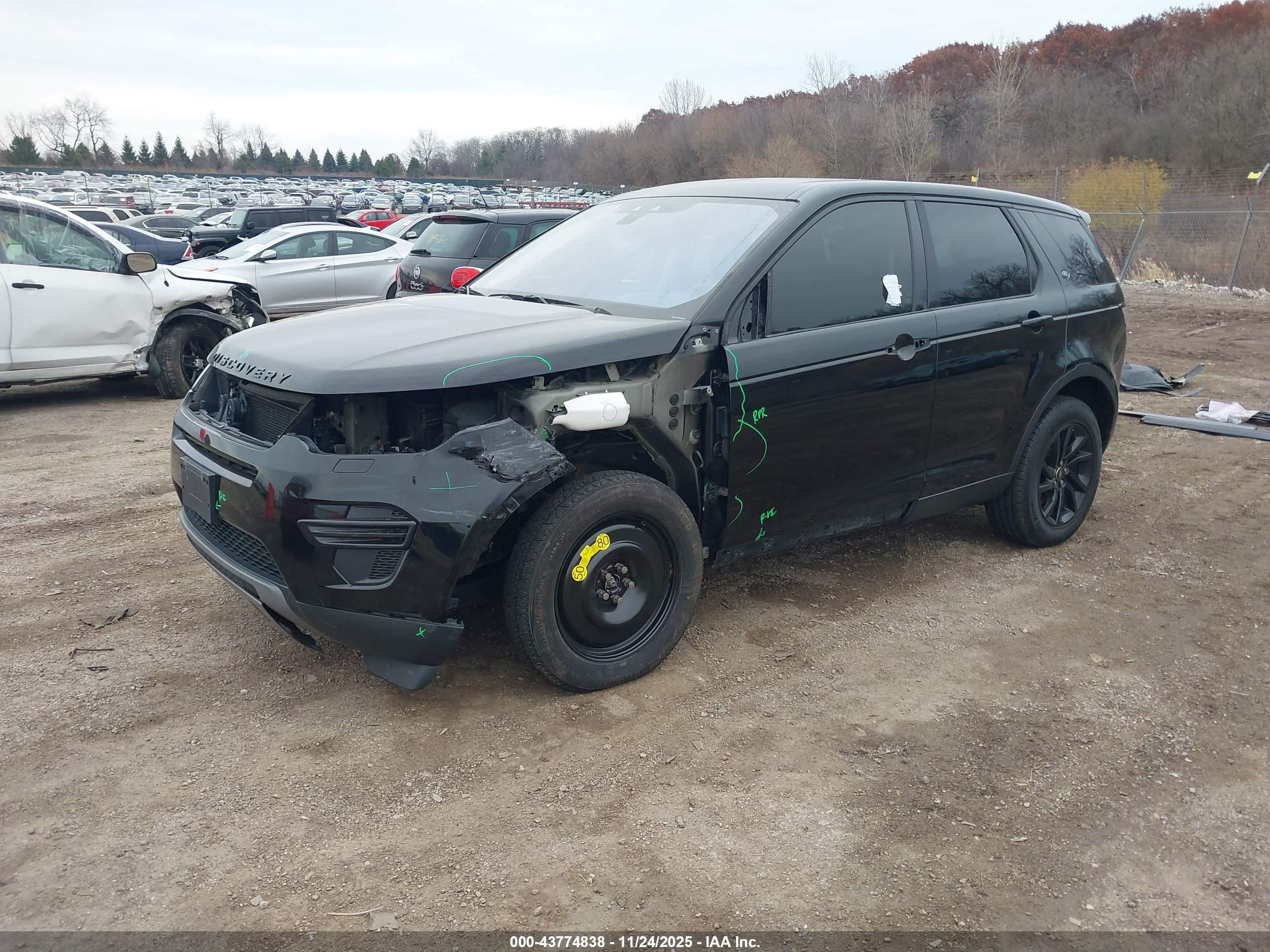 LAND ROVER image 2