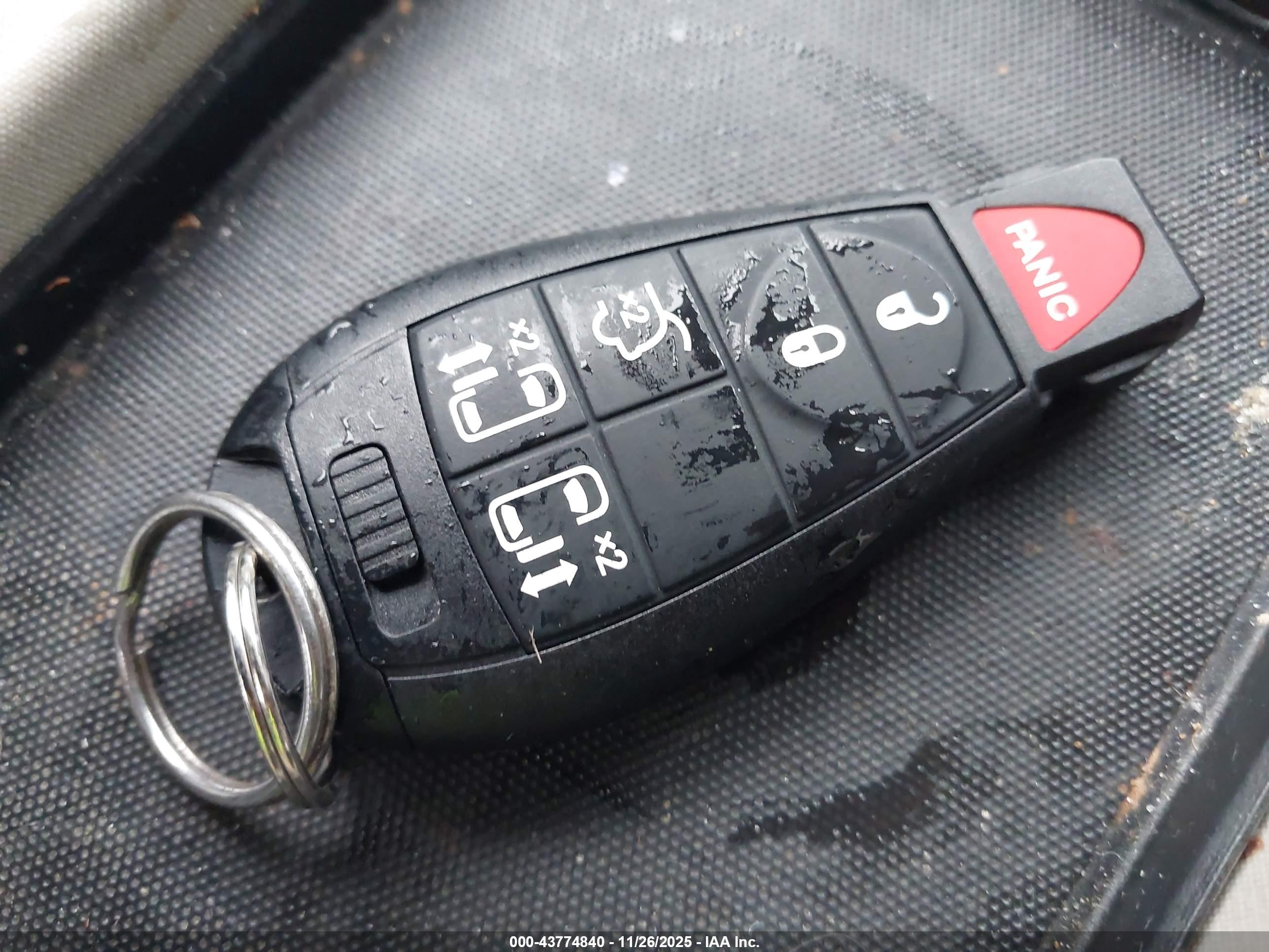 CHRYSLER TOWN image 11