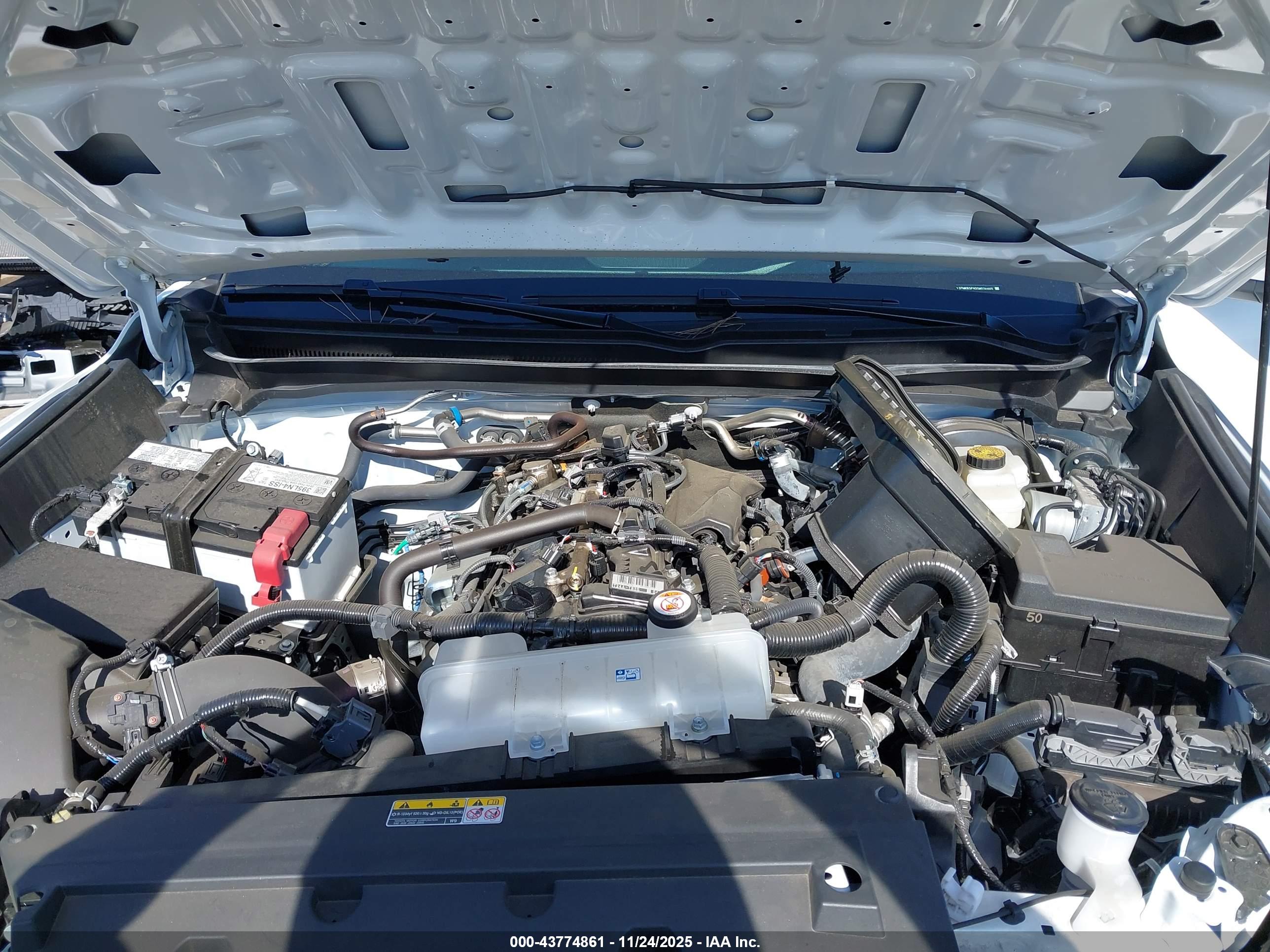 TOYOTA TACOMA image 10