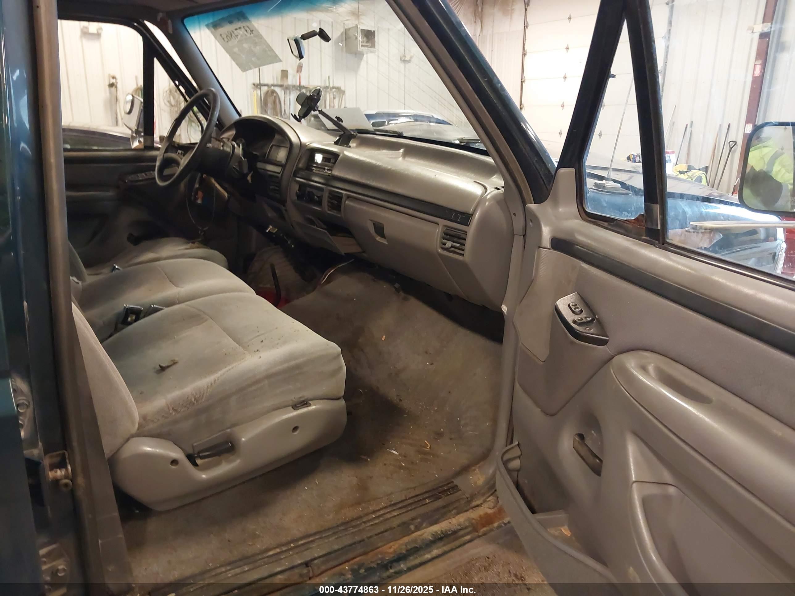 FORD F-250 image 5