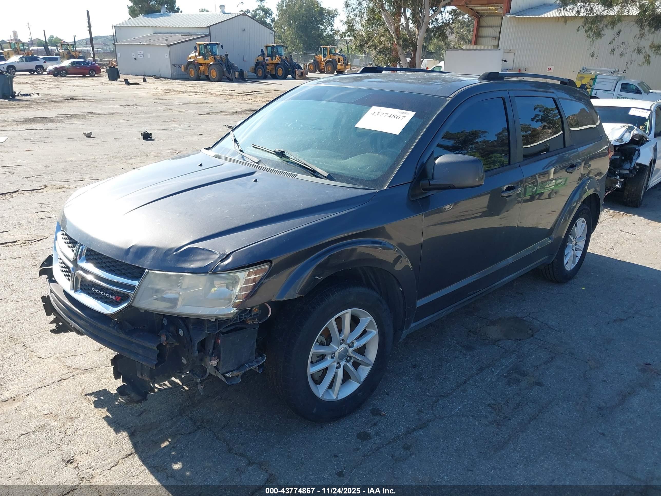 DODGE JOURNEY image 2