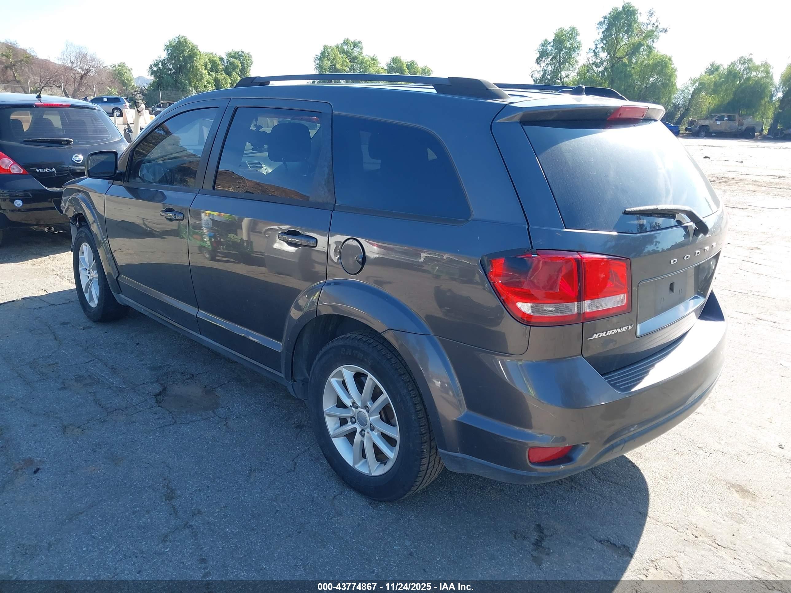 DODGE JOURNEY image 3