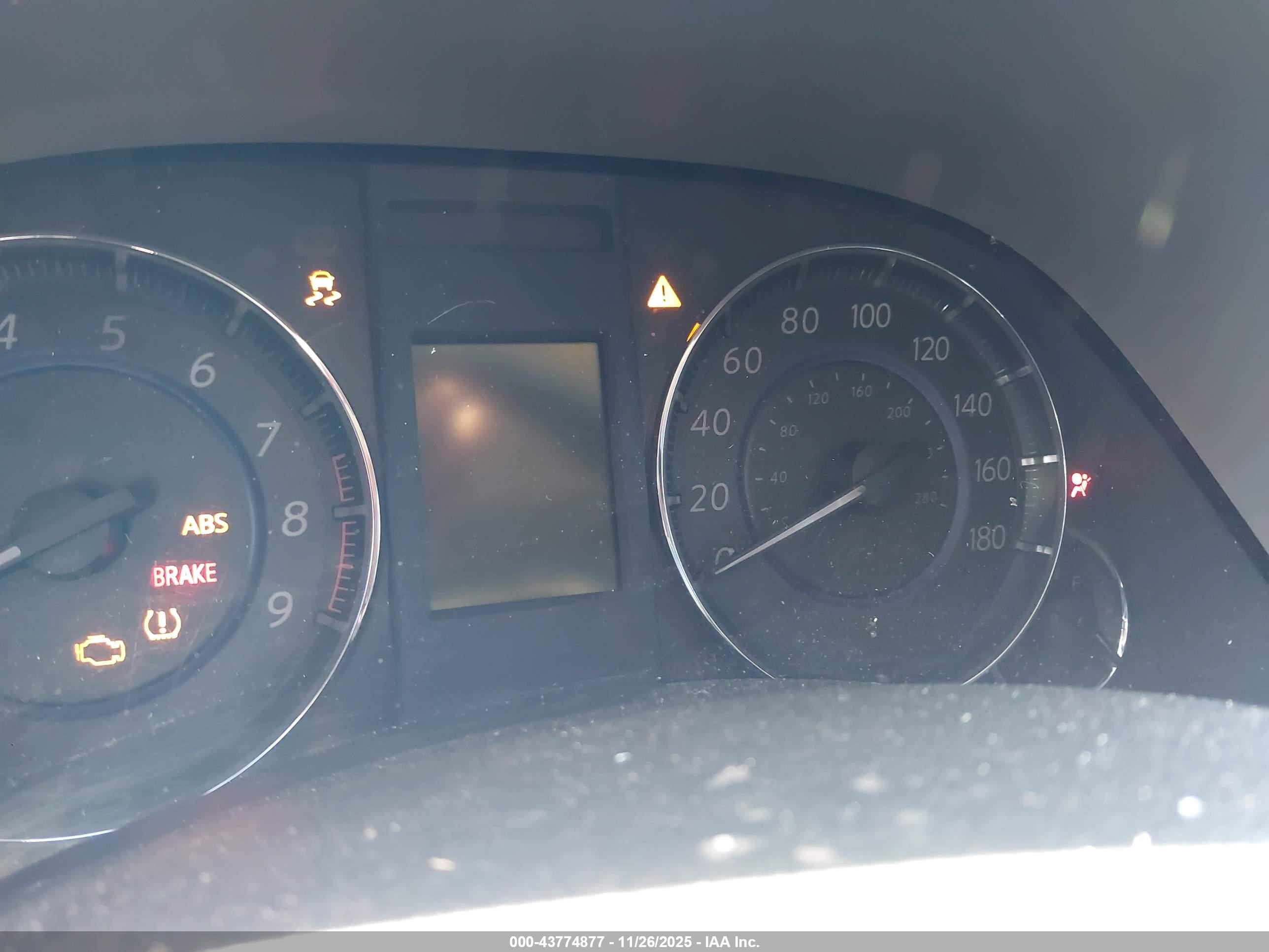 INFINITI FX35 image 7