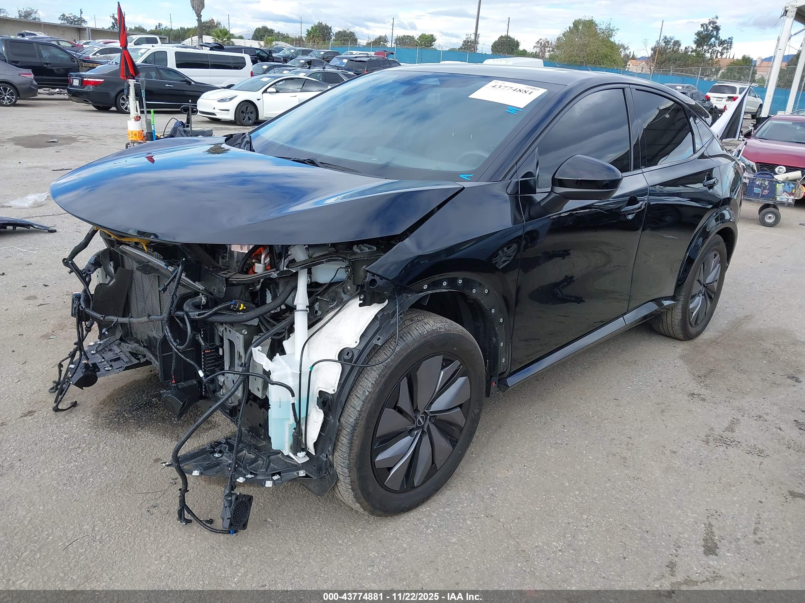 NISSAN ARIYA image 2