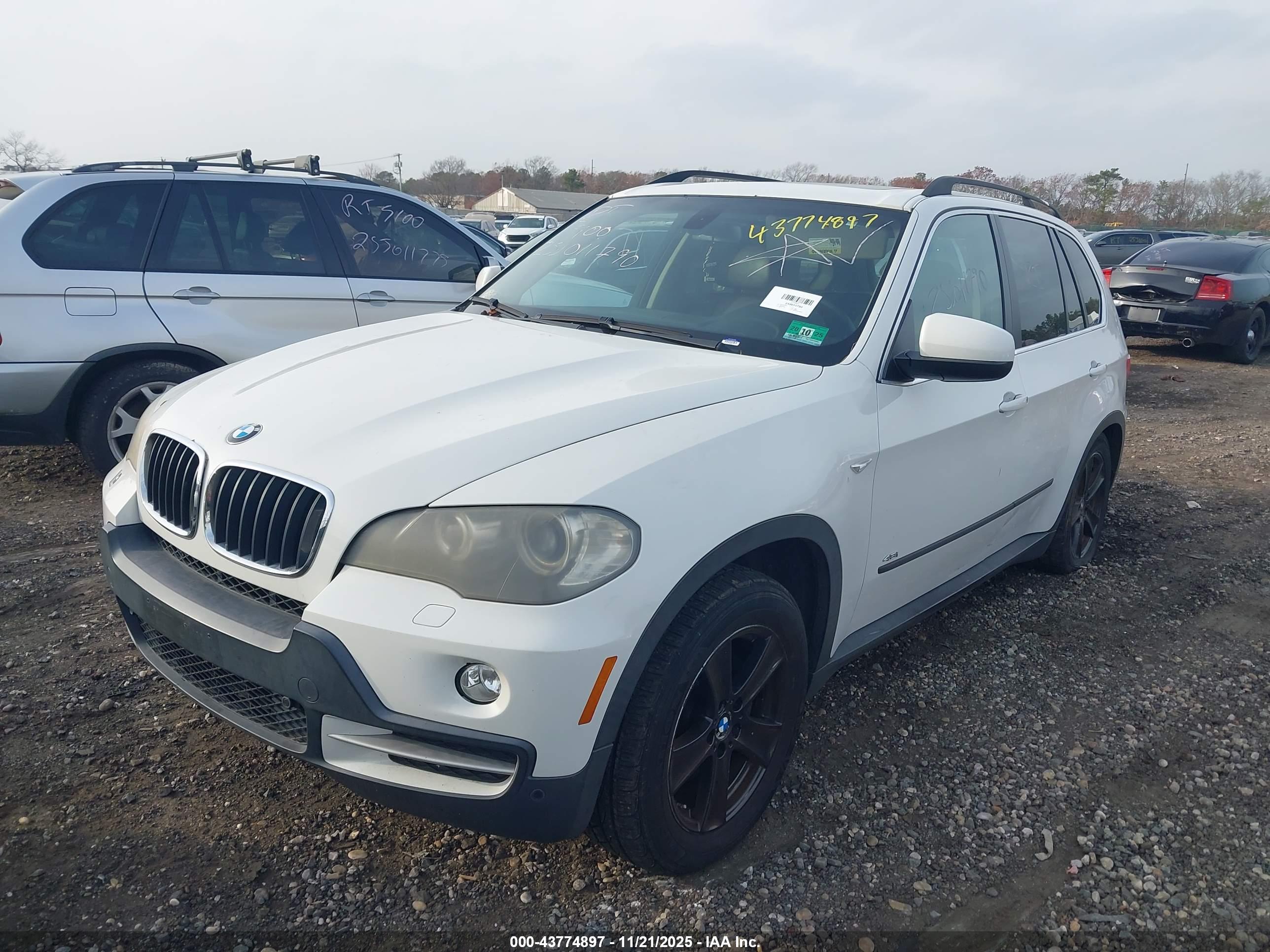 BMW X5 image 2
