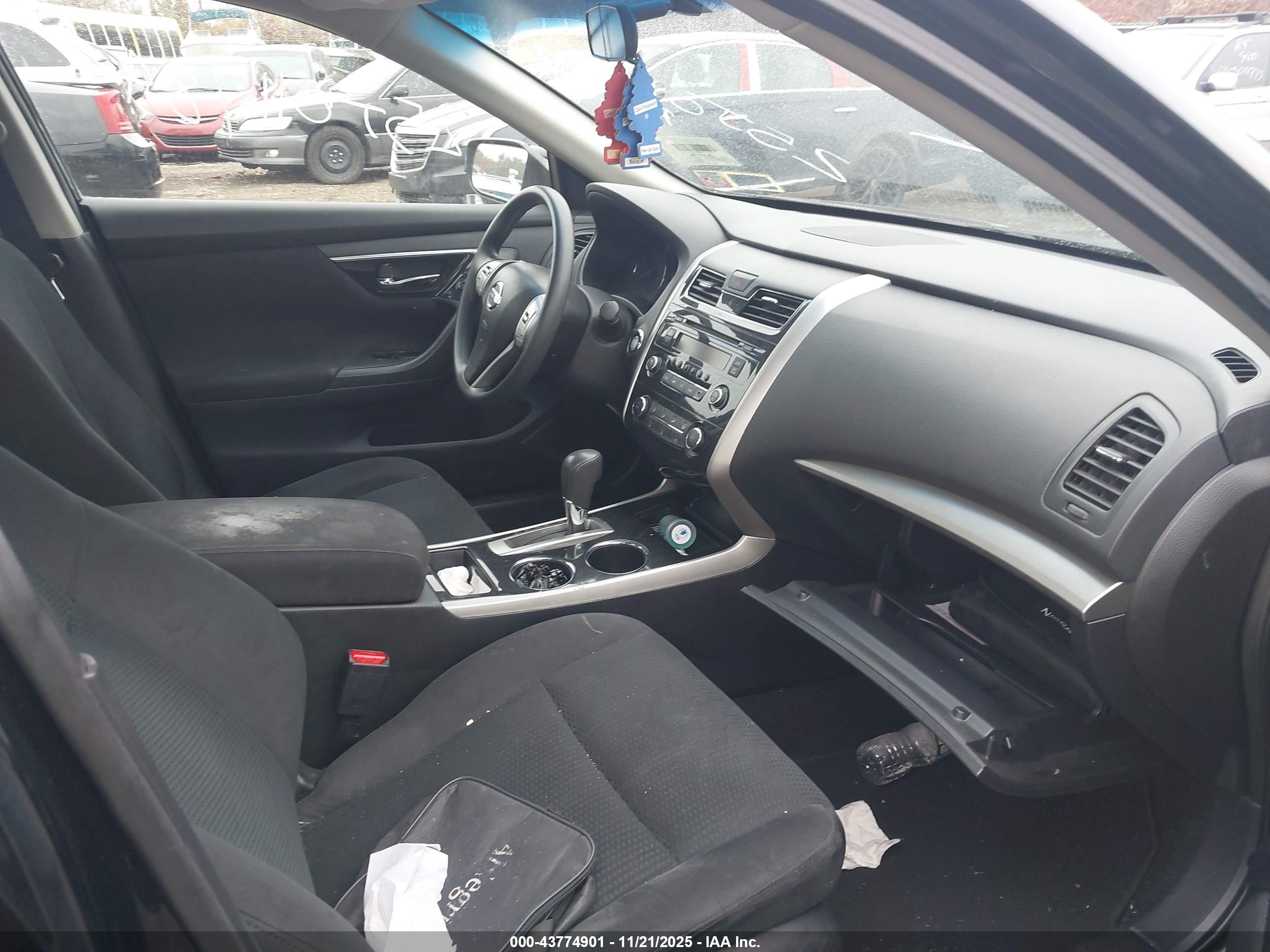 NISSAN ALTIMA image 5