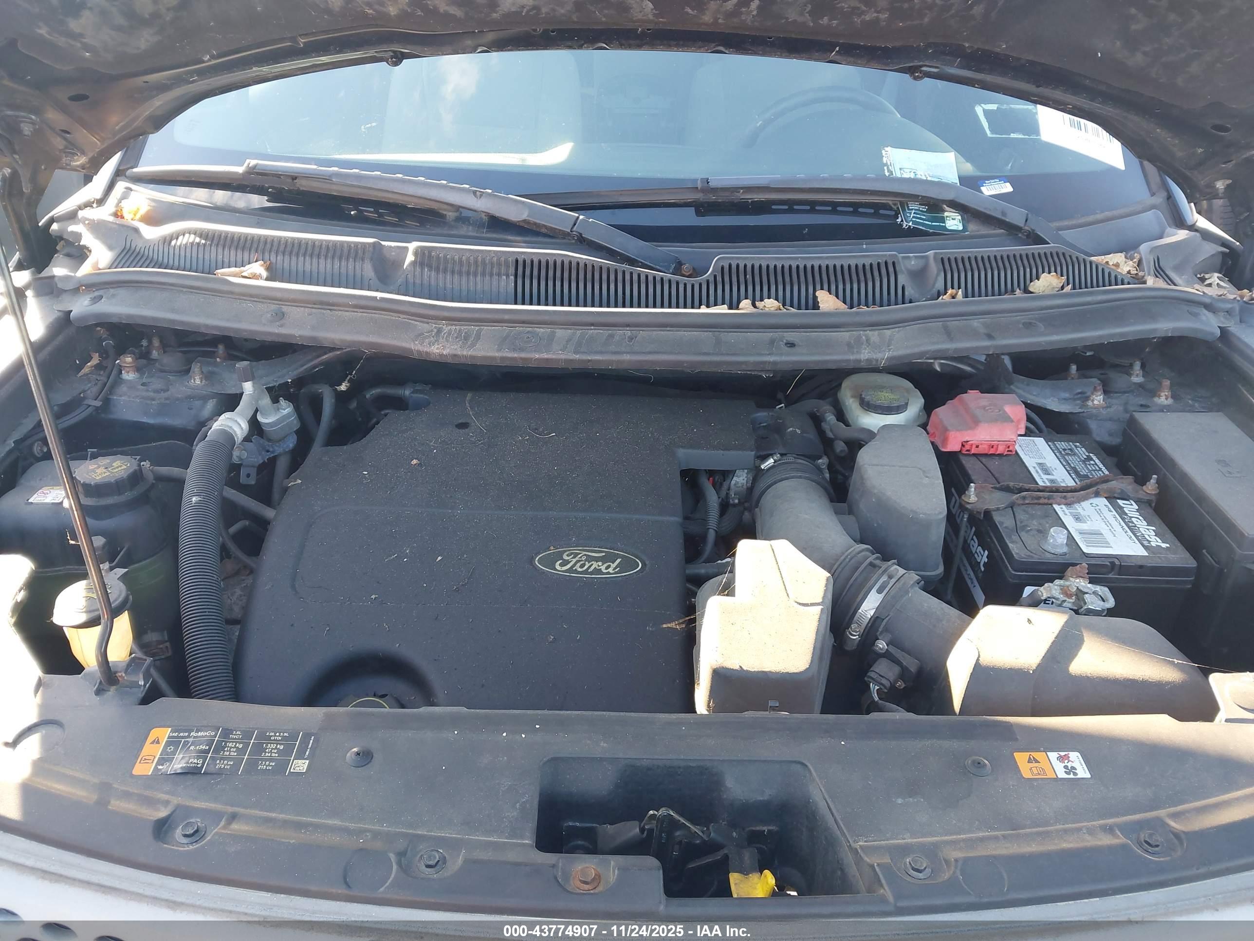 FORD EXPLORER image 10