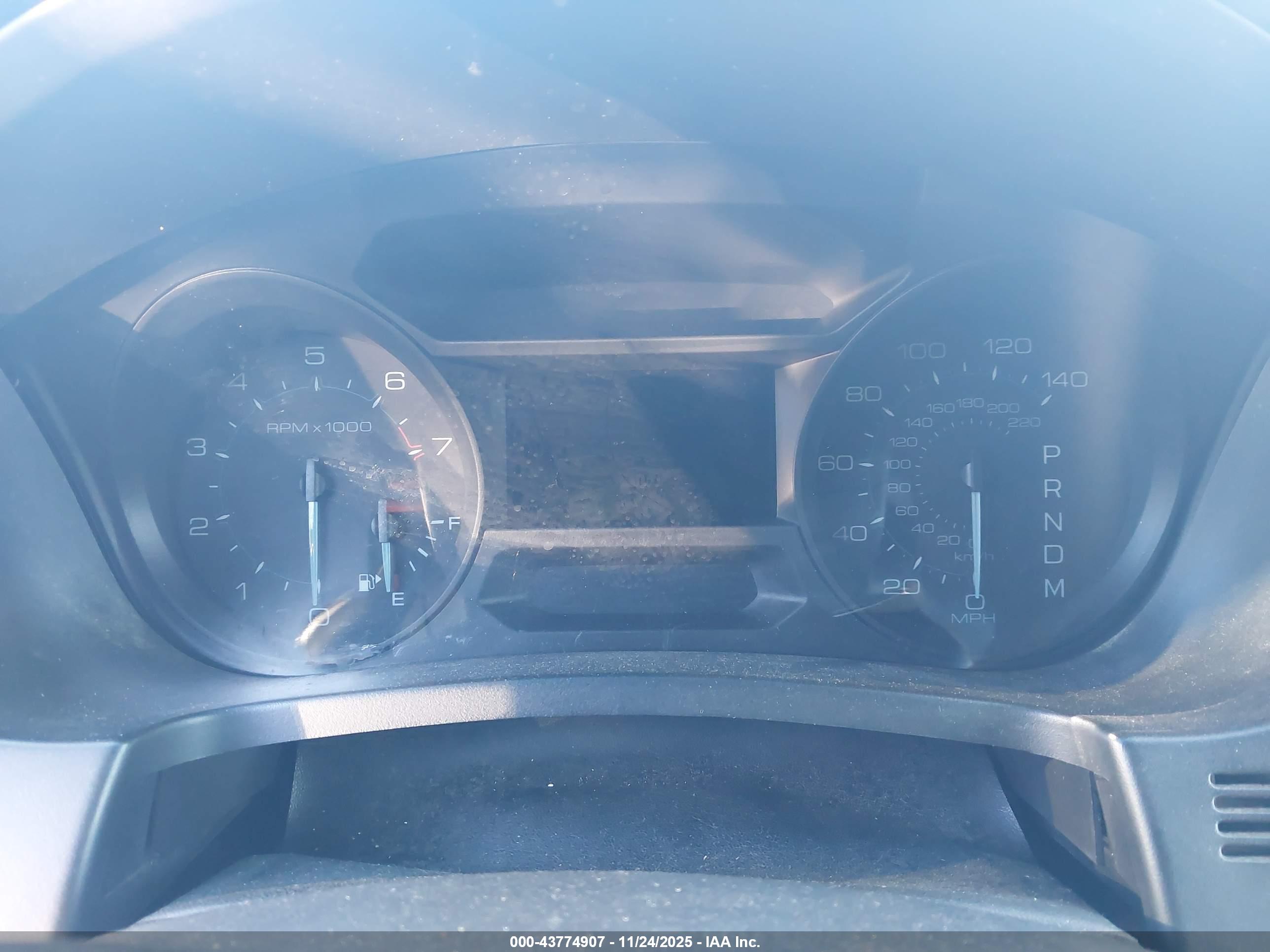 FORD EXPLORER image 7