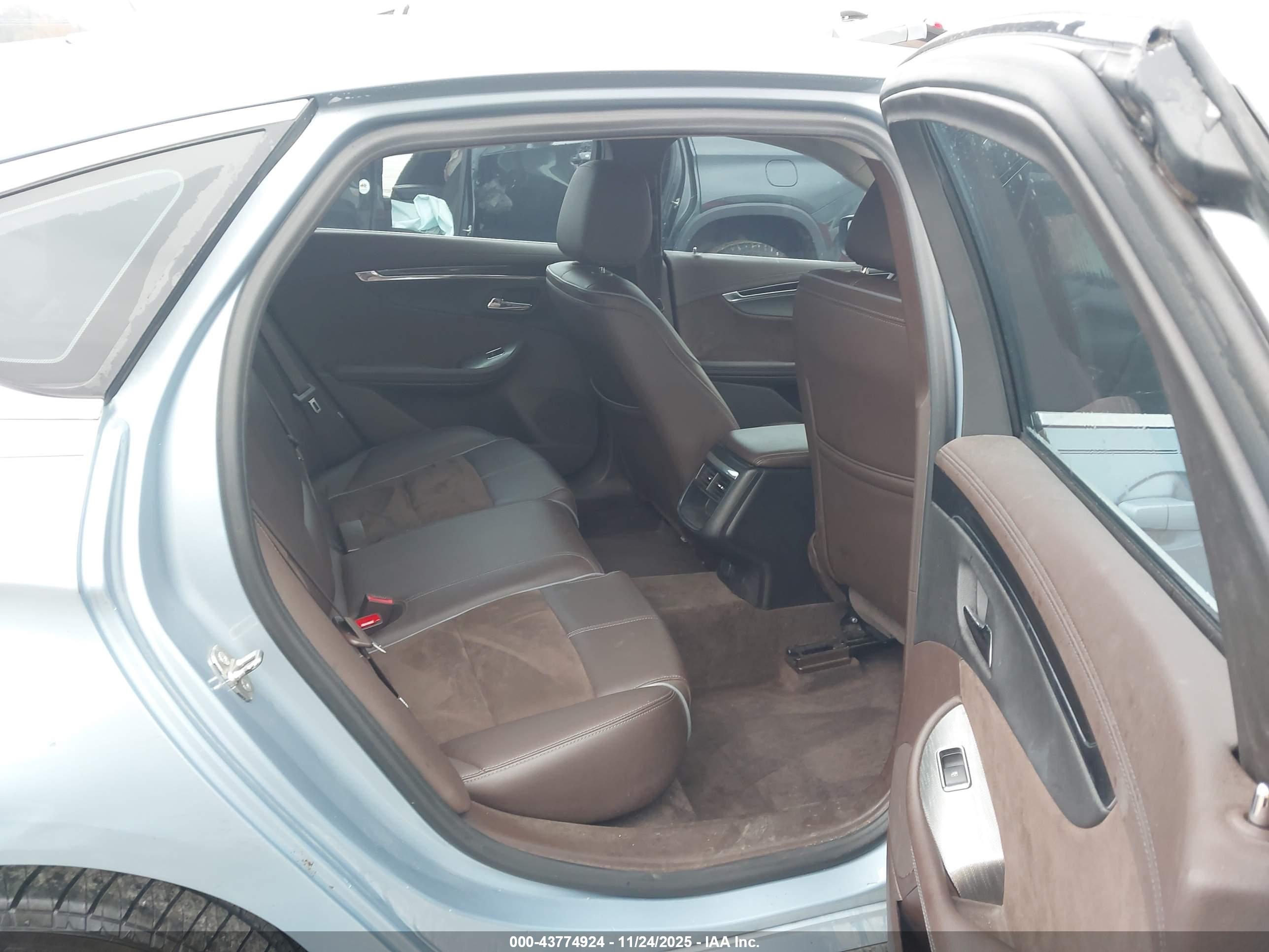 CHEVROLET IMPALA image 8
