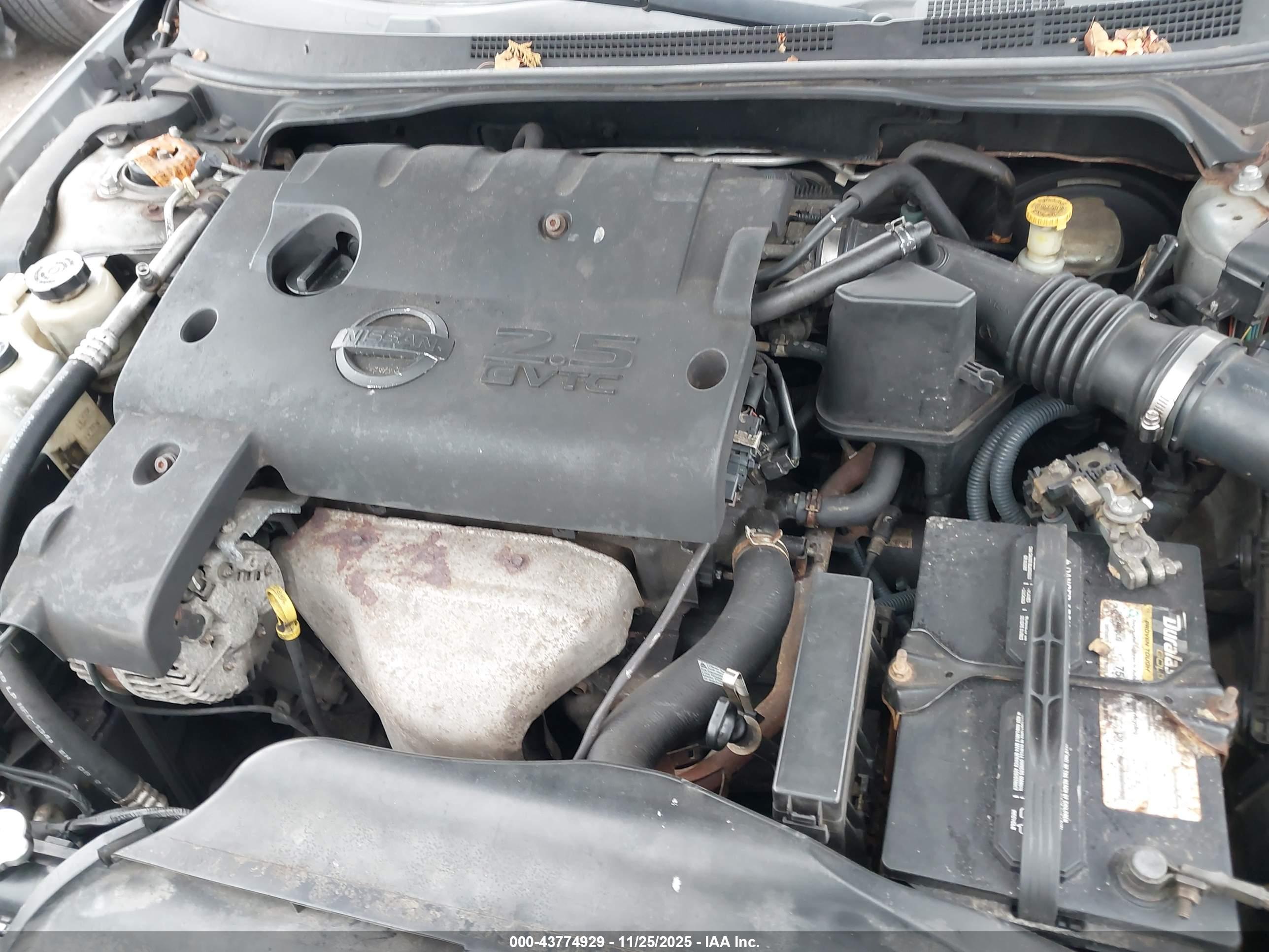 NISSAN ALTIMA image 10