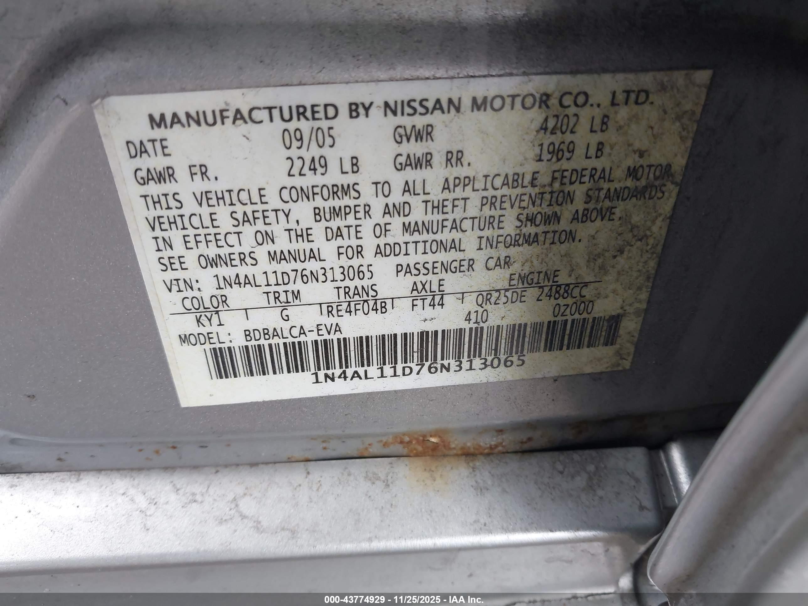 NISSAN ALTIMA image 9
