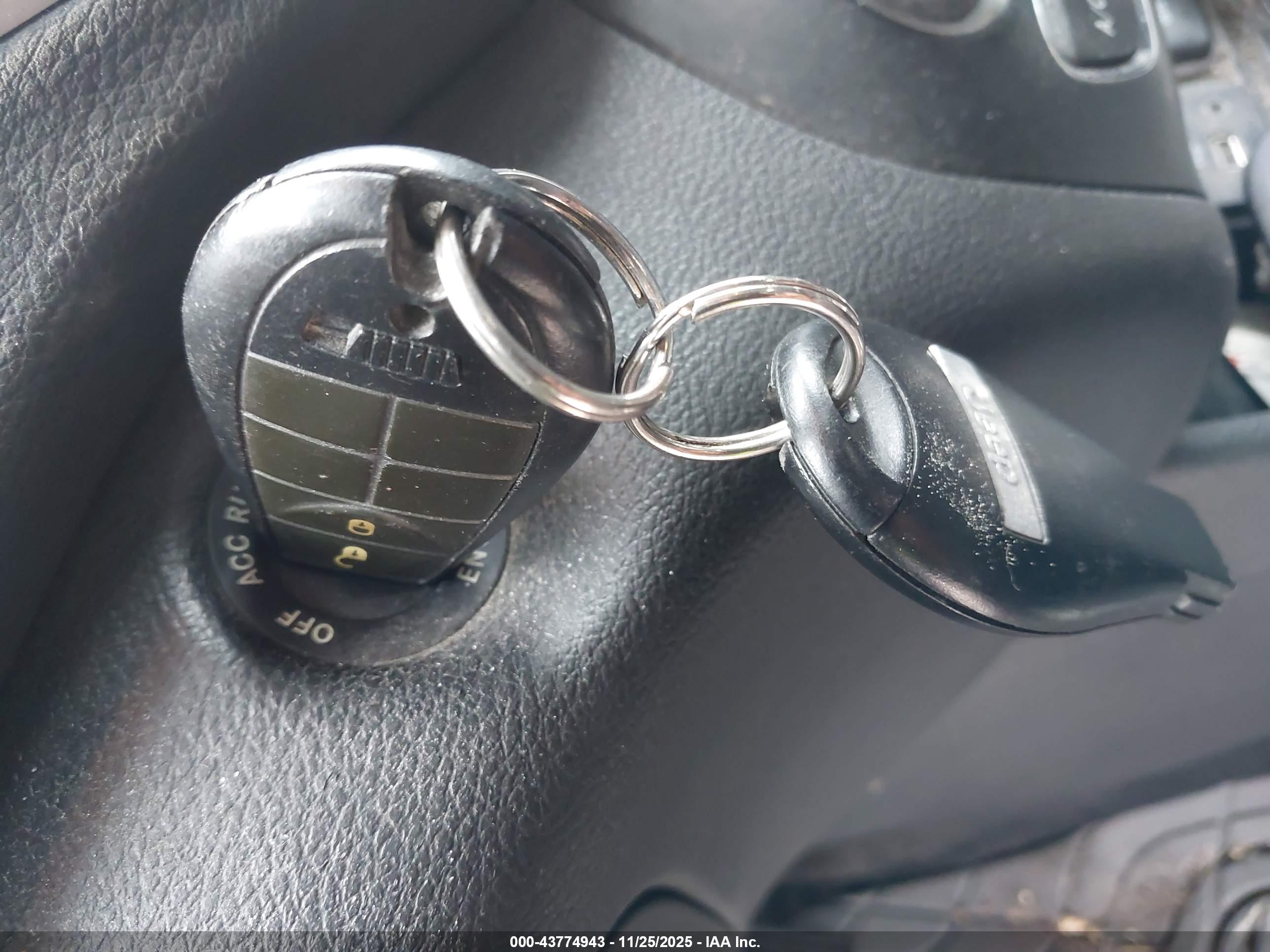 JEEP CHEROKEE image 11