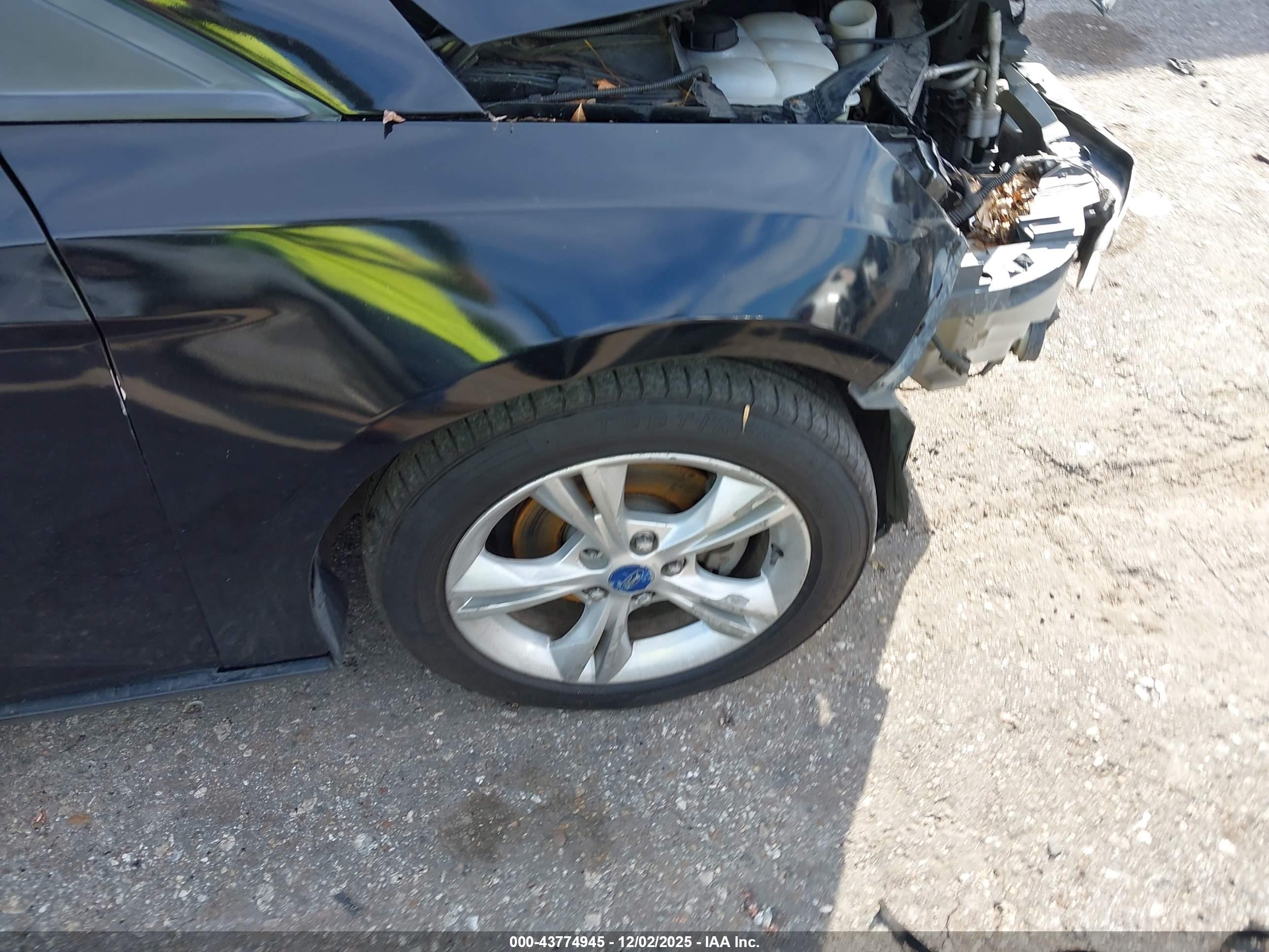 FORD FOCUS image 6