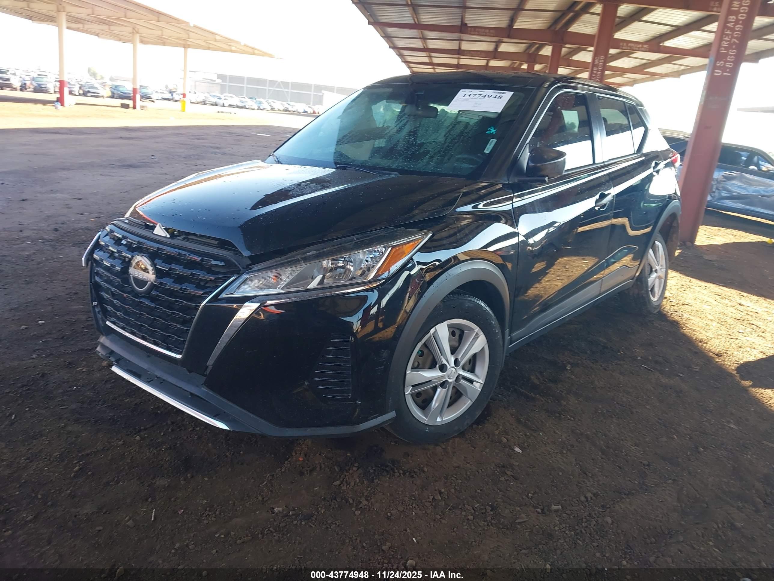 NISSAN KICKS image 2